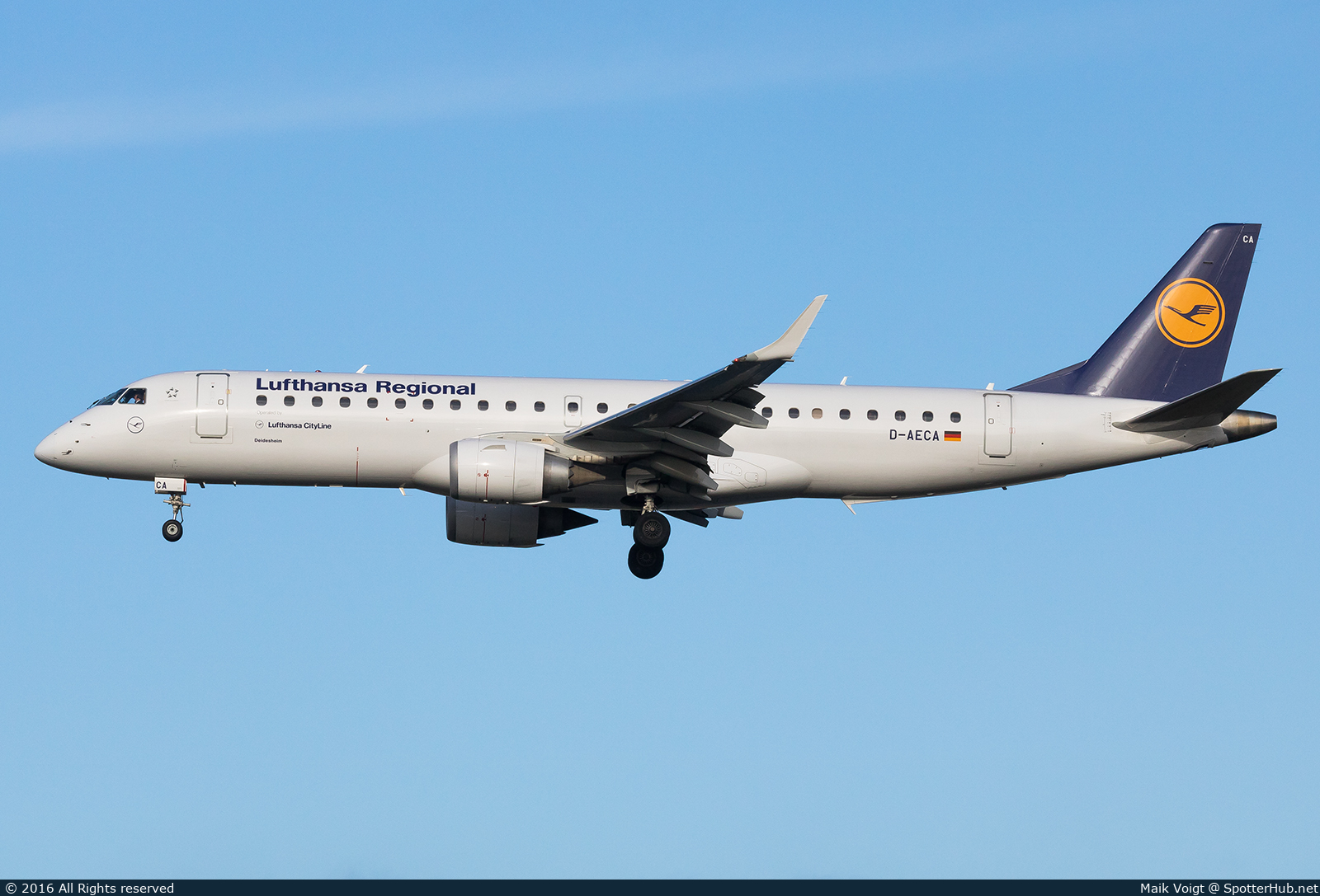Photo of D-AECA - Embraer ERJ-190LR operated by Lufthansa CityLine
