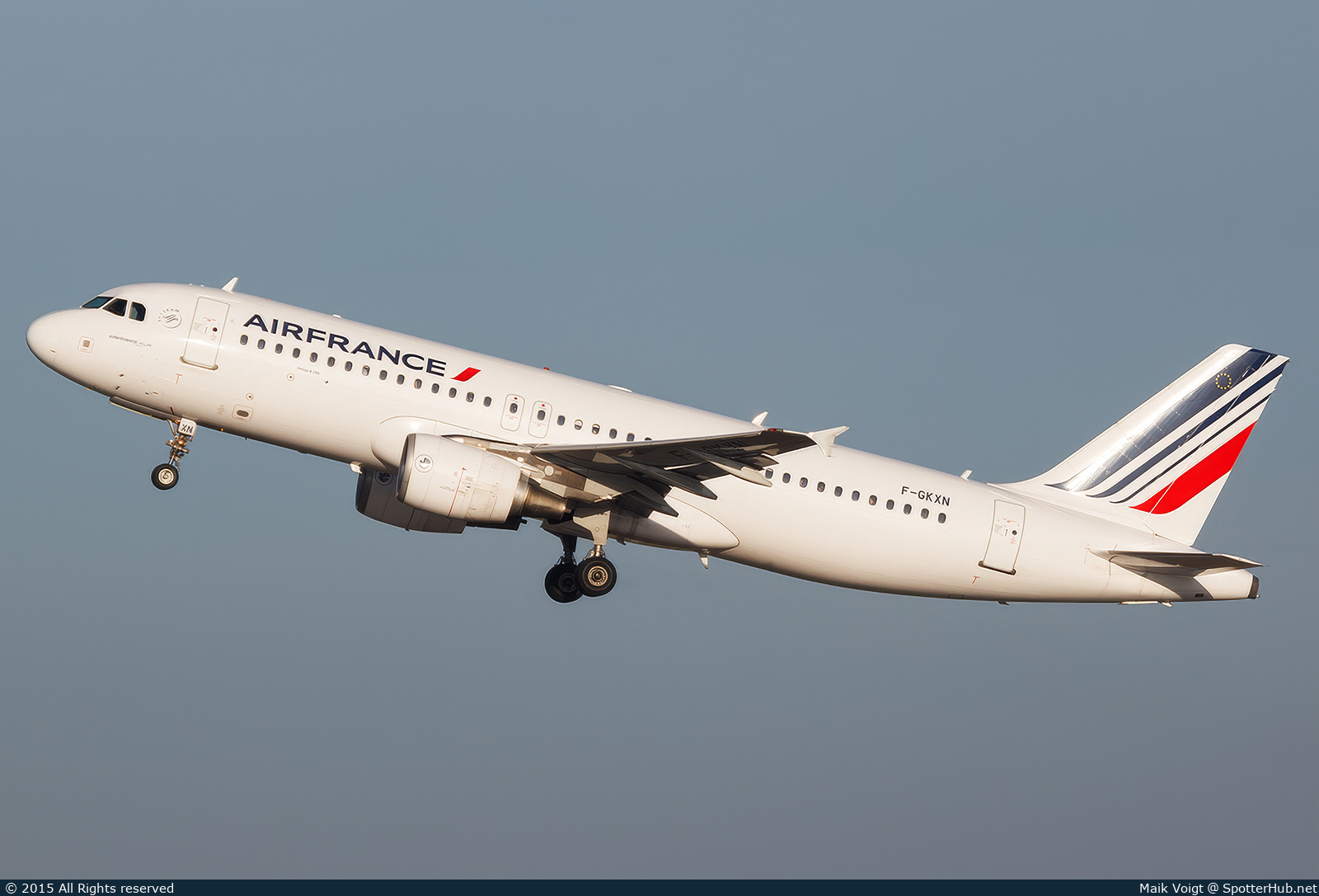 Photo of F-GKXN - Airbus A320-214 operated by Air France