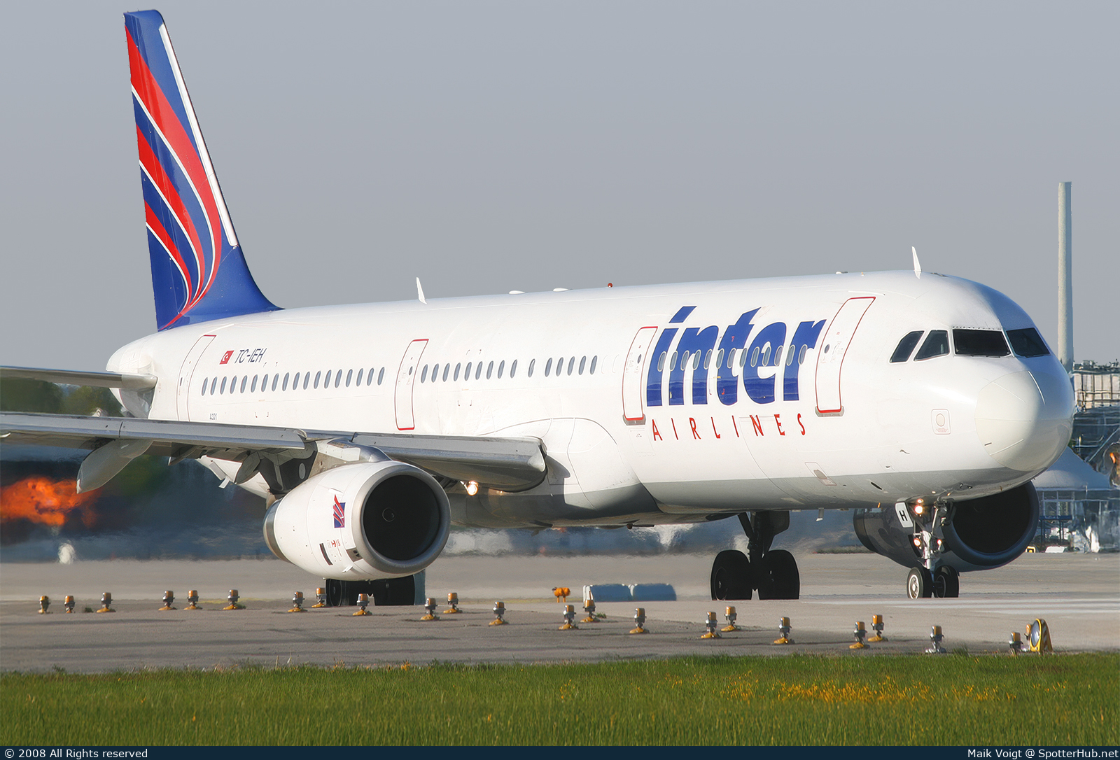 Photo of TC-IEH - Airbus A321-231 operated by Inter Airlines