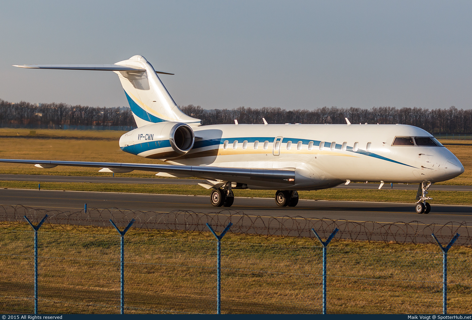 Photo of VP-CWN - Bombardier Global 5000 operated by Metrojet