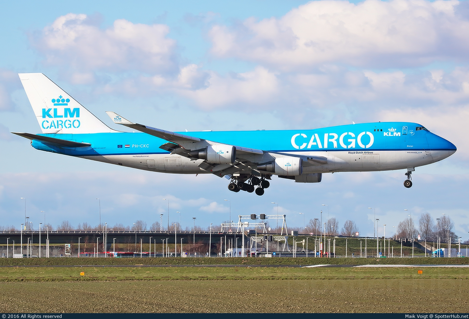 Photo of PH-CKC - Boeing 747-406F(ER) operated by KLM Cargo (opb Martinair)