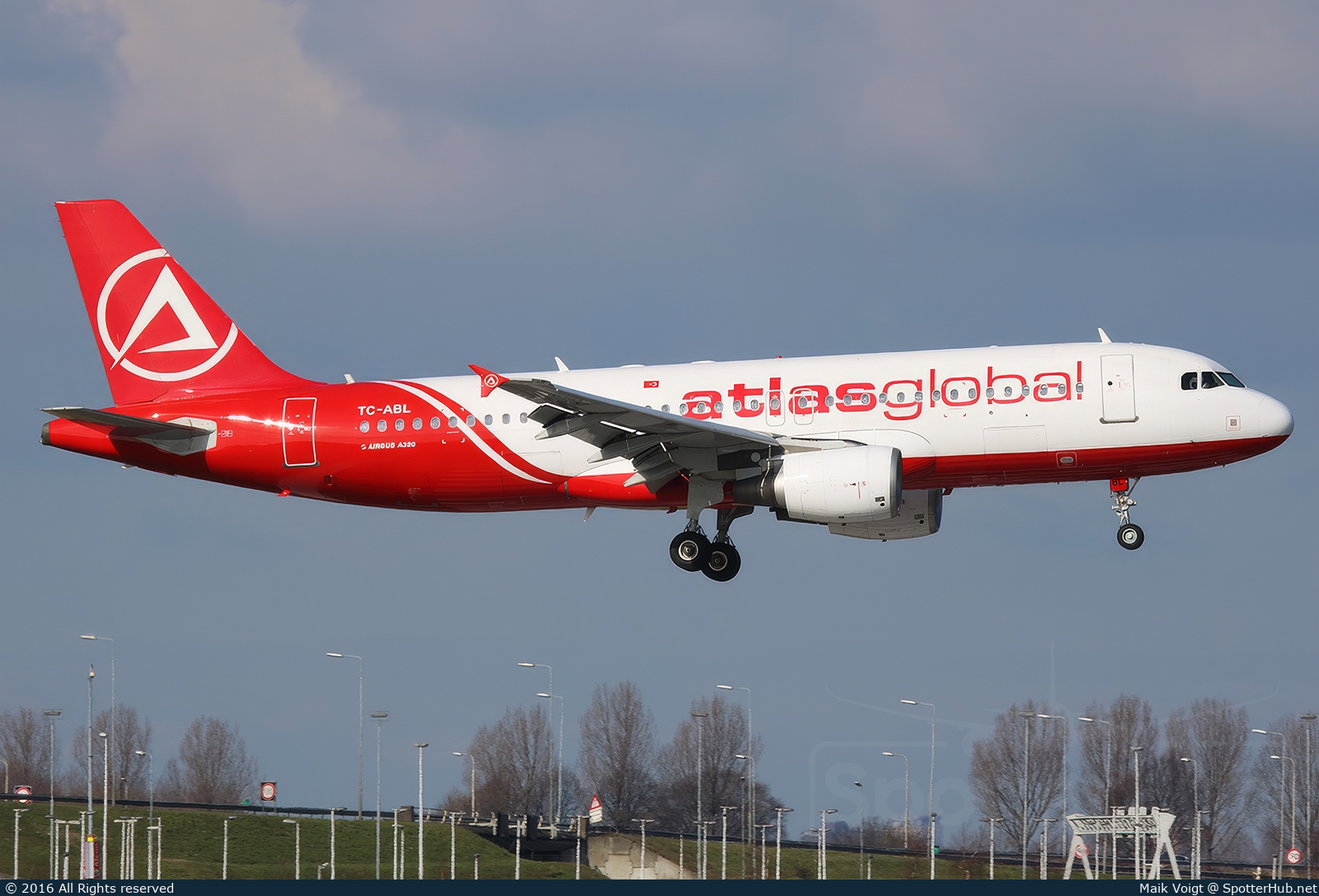 Photo of TC-ABL - Airbus A320-214 operated by AtlasGlobal