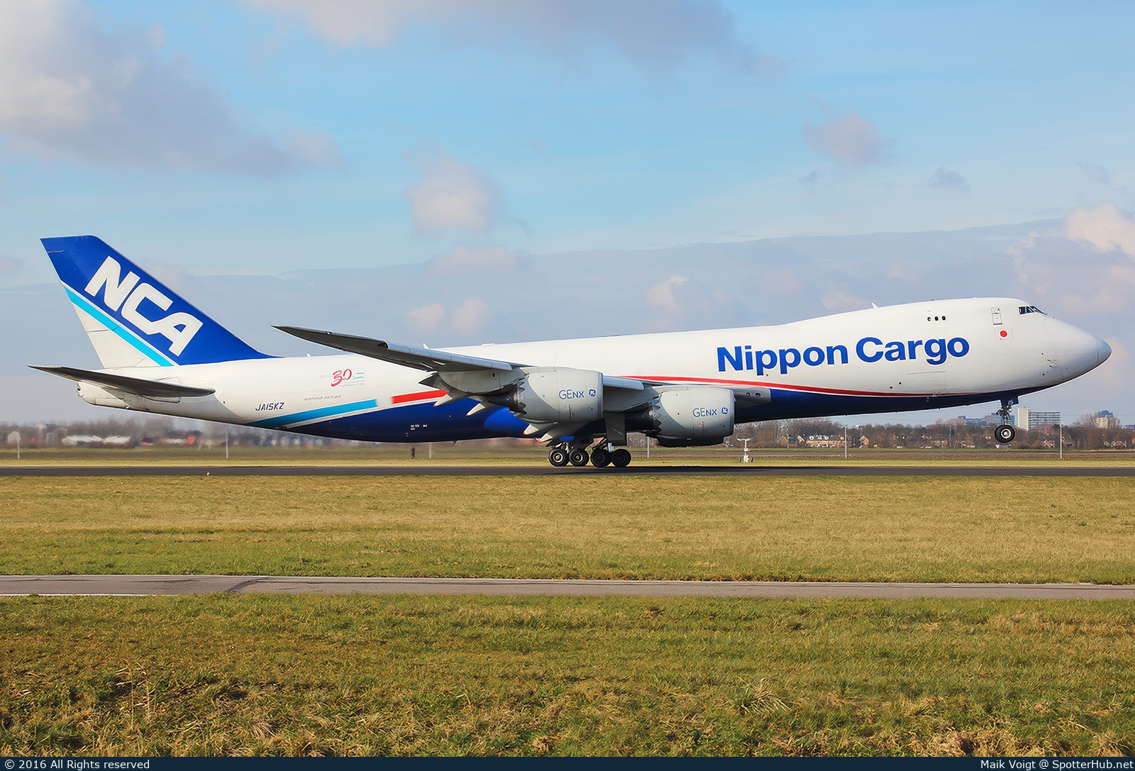 Photo of JA15KZ - Boeing 747-8KZF operated by Nippon Cargo Airlines