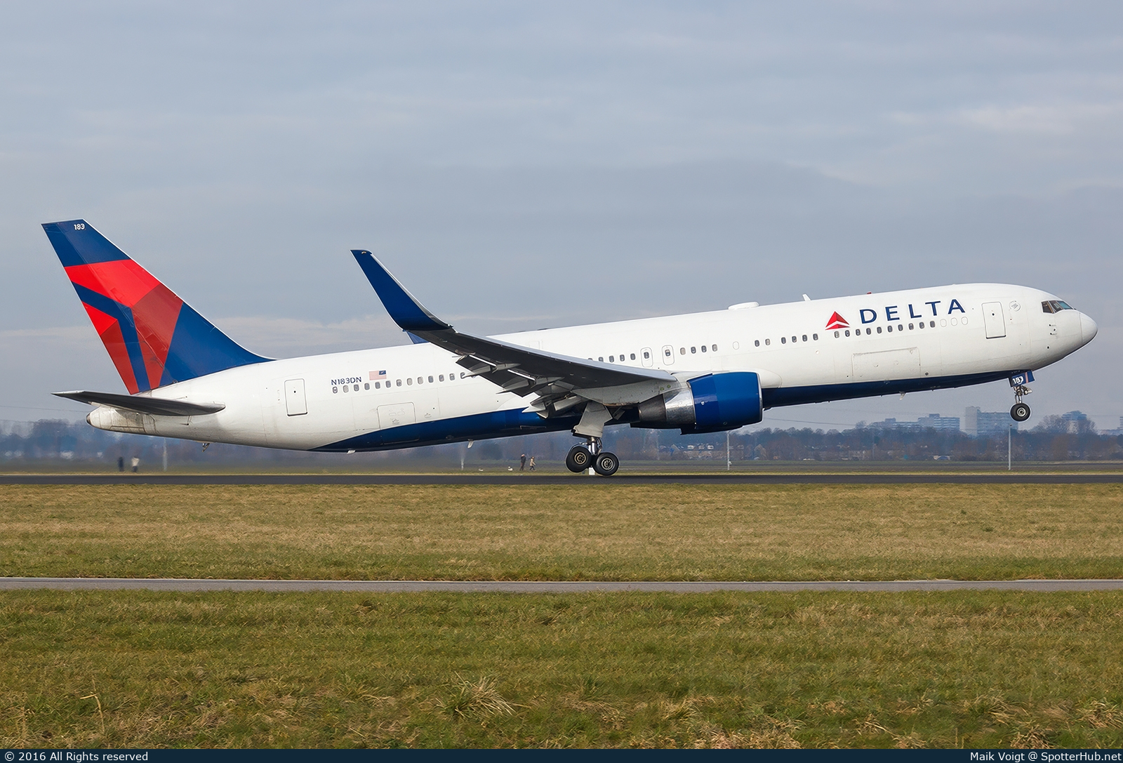 Photo of N183DN - Boeing 767-332(ER) operated by Delta Air Lines