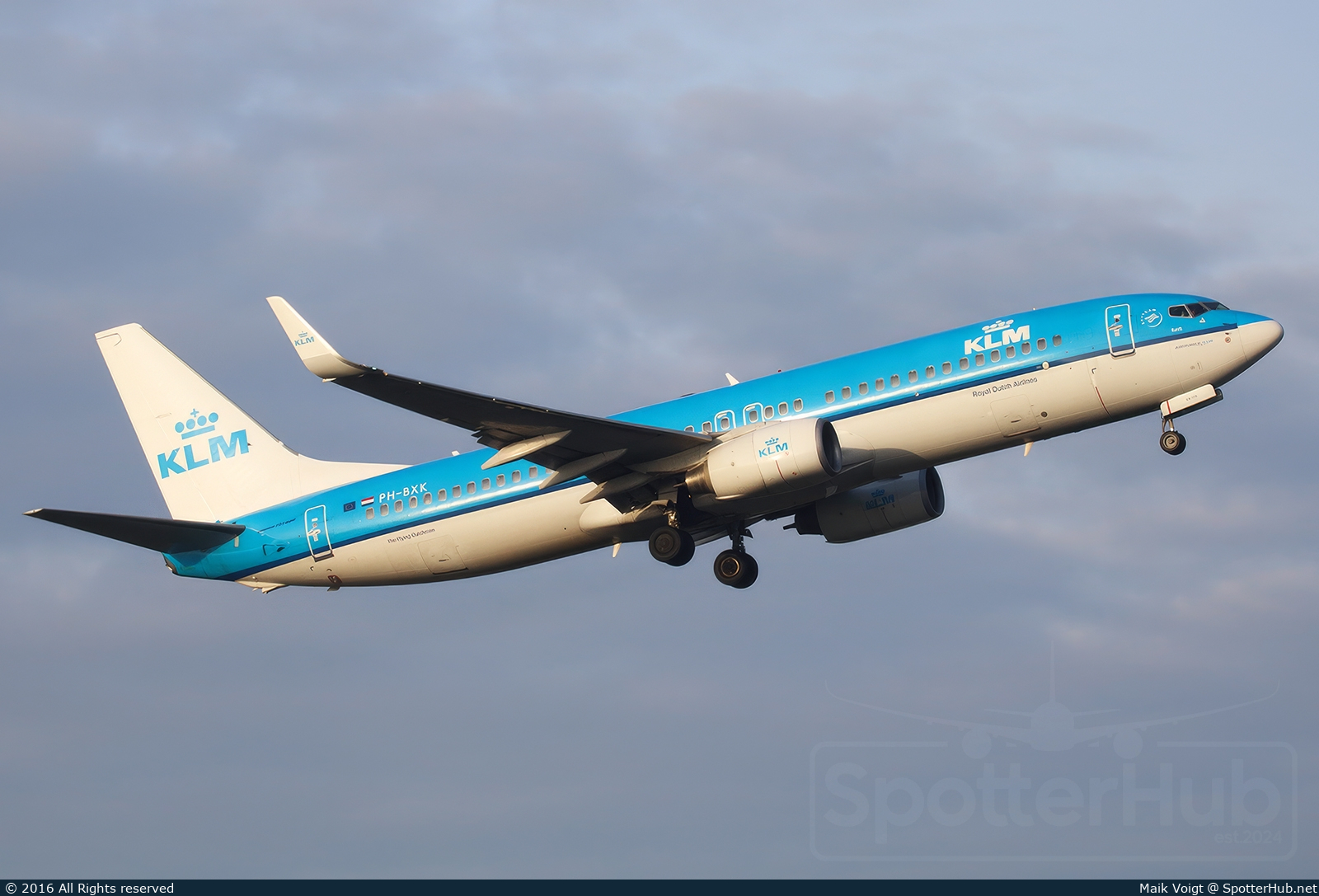Photo of PH-BXK - Boeing 737-8K2 operated by KLM Royal Dutch Airlines