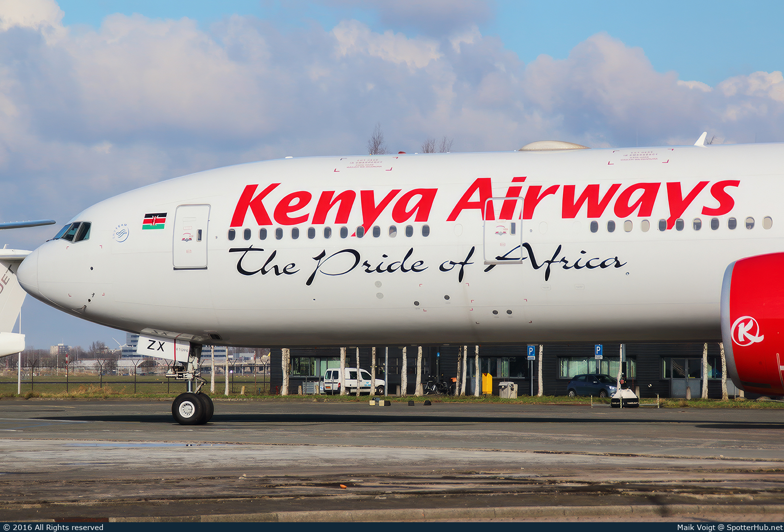 Photo of 5Y-KZX - Boeing 777-3U8(ER) operated by Kenya Airways