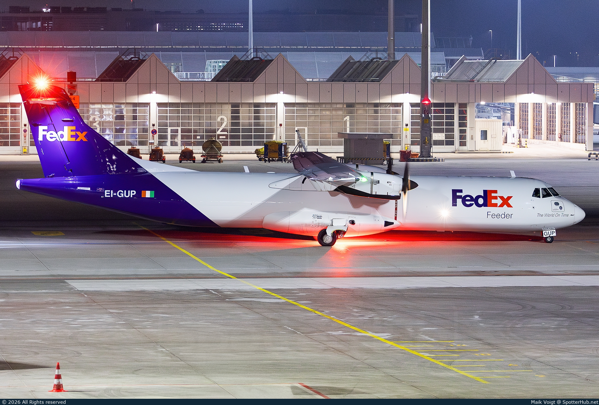 Photo of EI-GUP - ATR 72-600(F) operated by FedEx Feeder (opb ASL Airlines Ireland)