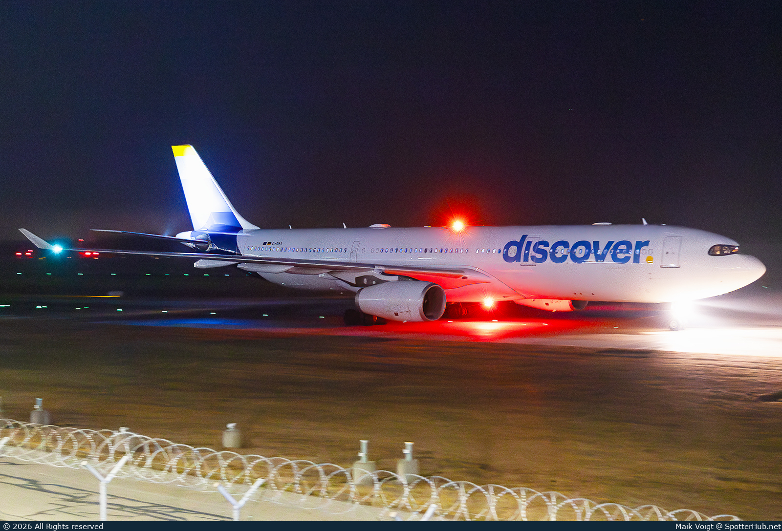 Photo of D-AIKA - Airbus A330-343 operated by Discover Airlines