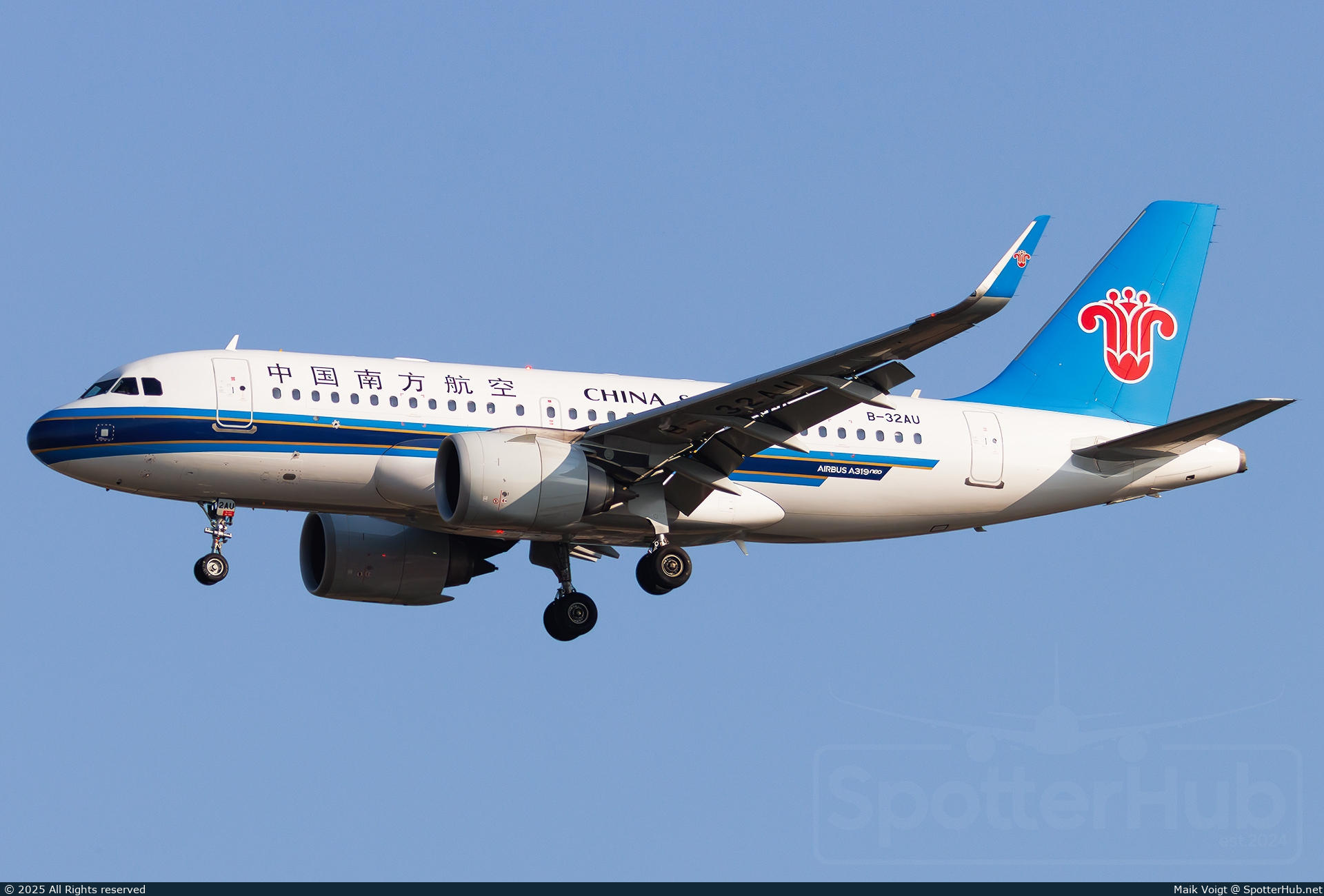 Photo of B-32AU - Airbus A319-153N operated by China Southern Airlines