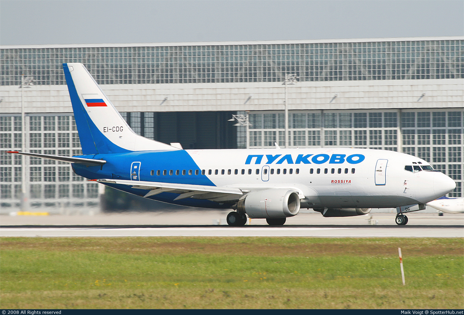 Photo of EI-CDG - Boeing 737-548 operated by Rossiya Airlines