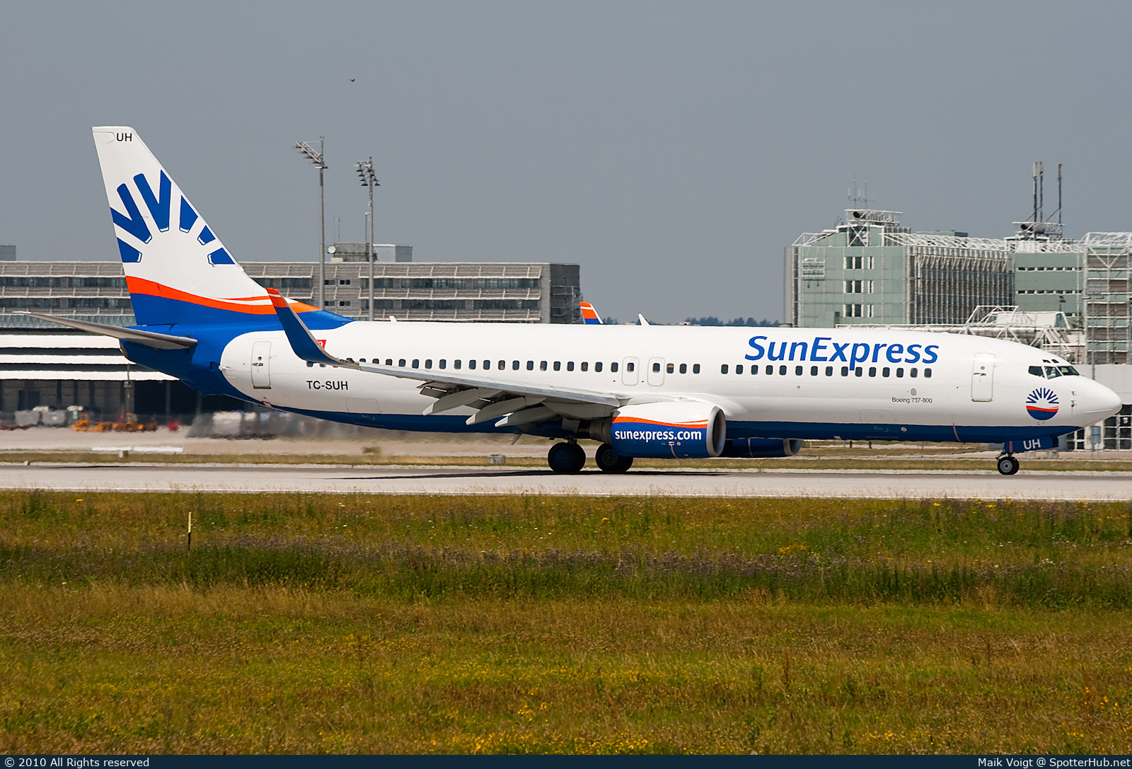 Photo of TC-SUH - Boeing 737-8CX operated by SunExpress