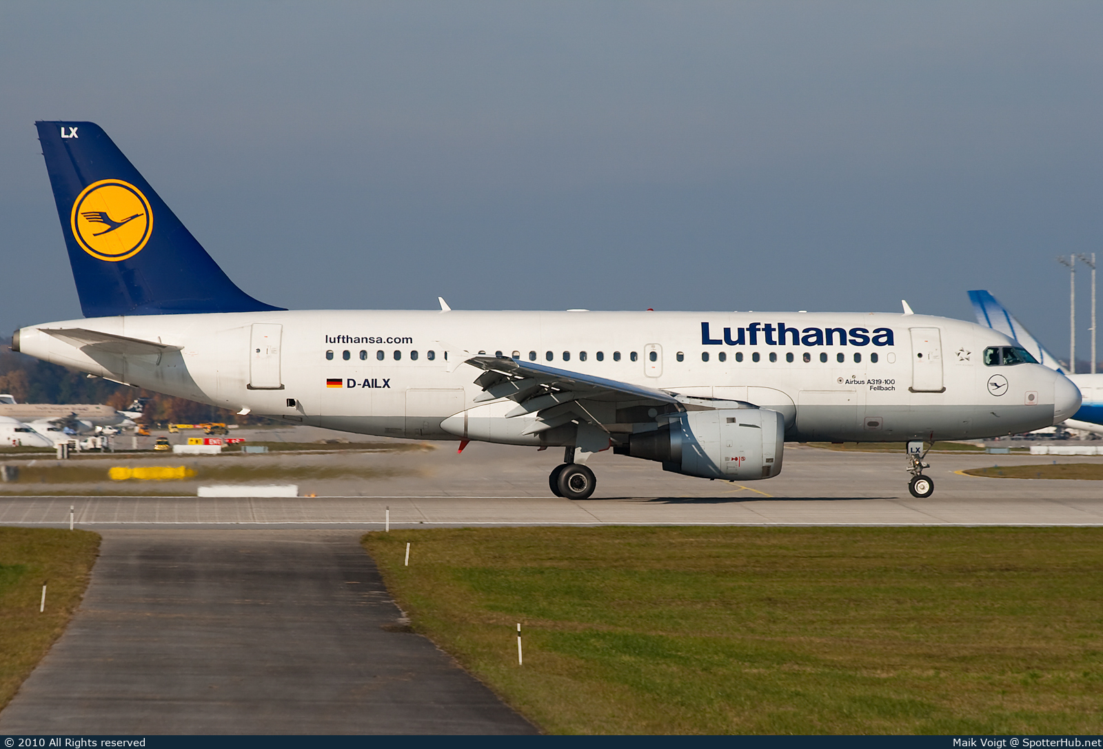 Photo of D-AILX - Airbus A319-114 operated by Lufthansa