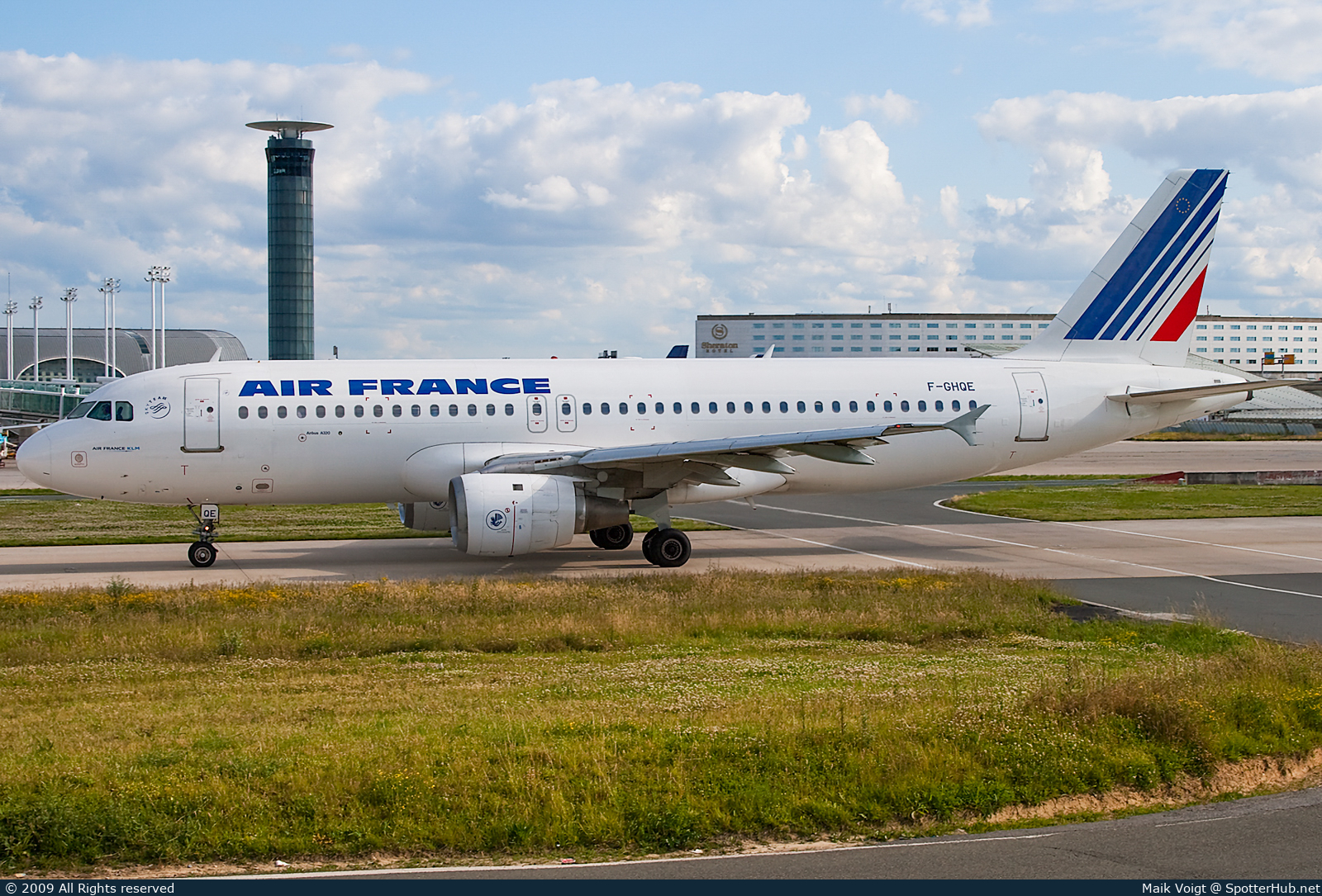 Photo of F-GHQE - Airbus A320-211 operated by Air France