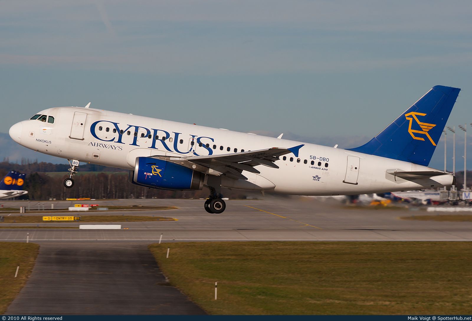 Photo of 5B-DBO - Airbus A319-132 operated by Cyprus Airways