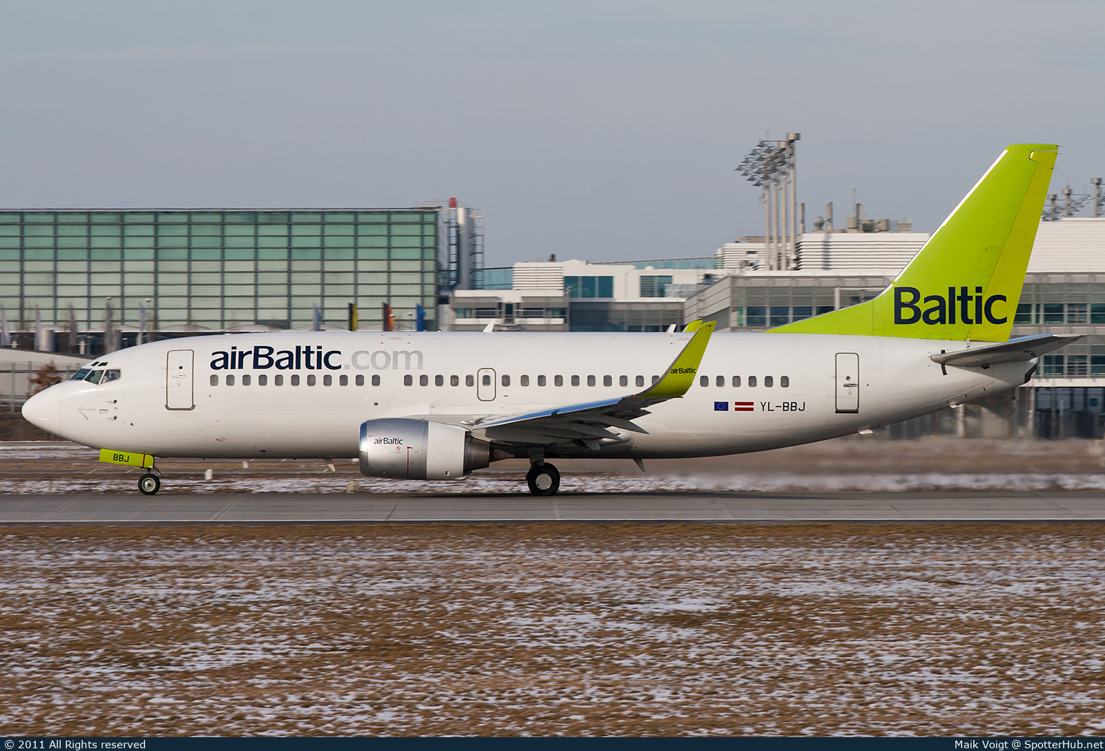 Photo of YL-BBJ - Boeing 737-36Q operated by airBaltic