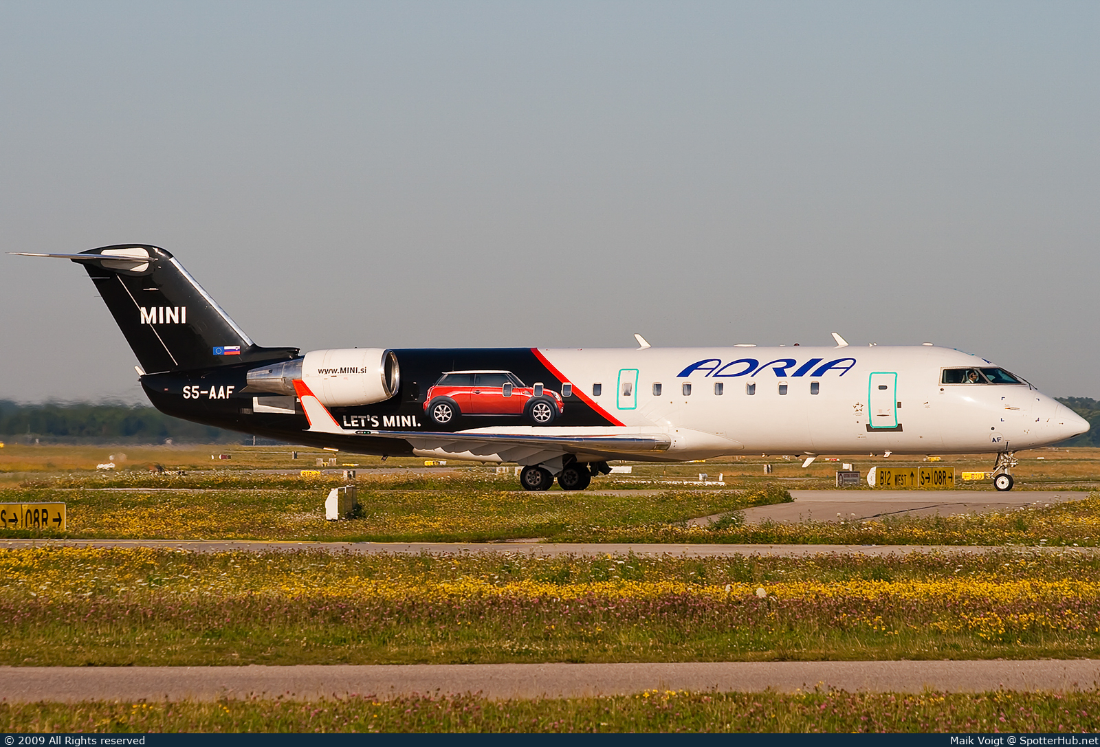 Photo of S5-AAF - Bombardier CRJ-200LR operated by Adria Airways