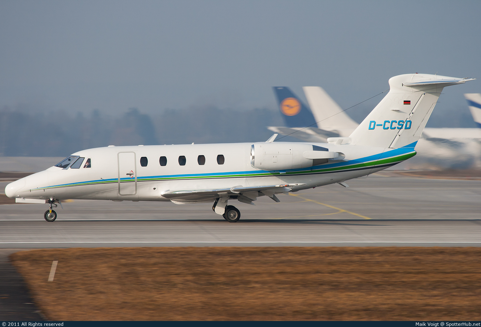 Photo of D-CCSD - Cessna 650 Citation VI operated by Private