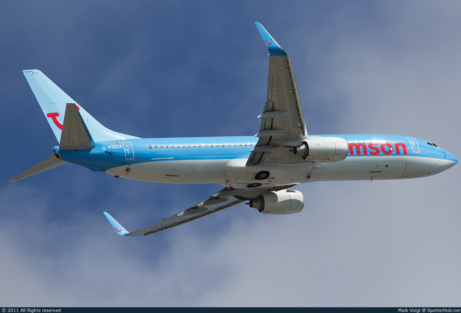 Photo of G-FDZX - Boeing 737-8K5 operated by TUI Airways