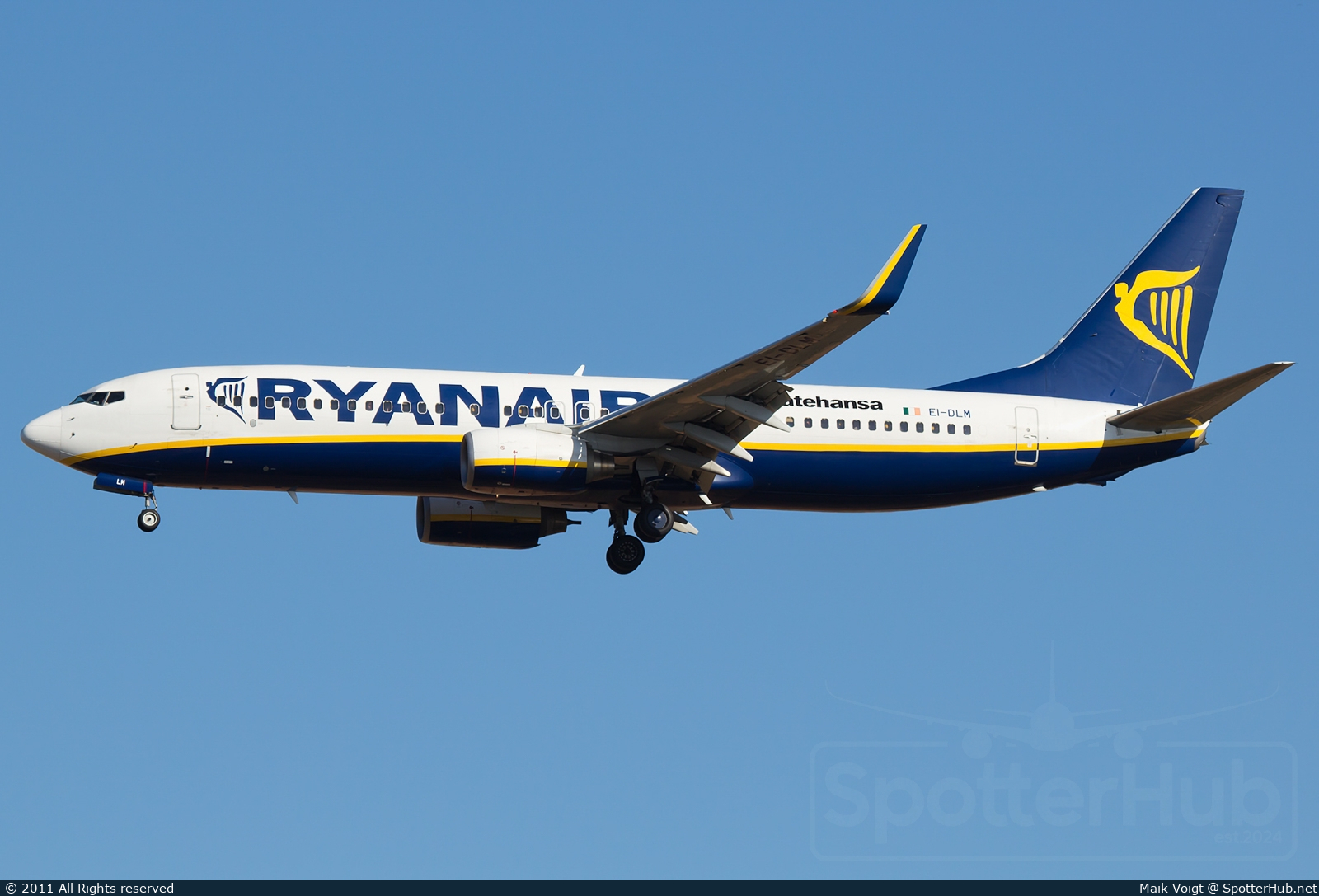 Photo of EI-DLN - Boeing 737-8AS operated by Ryanair