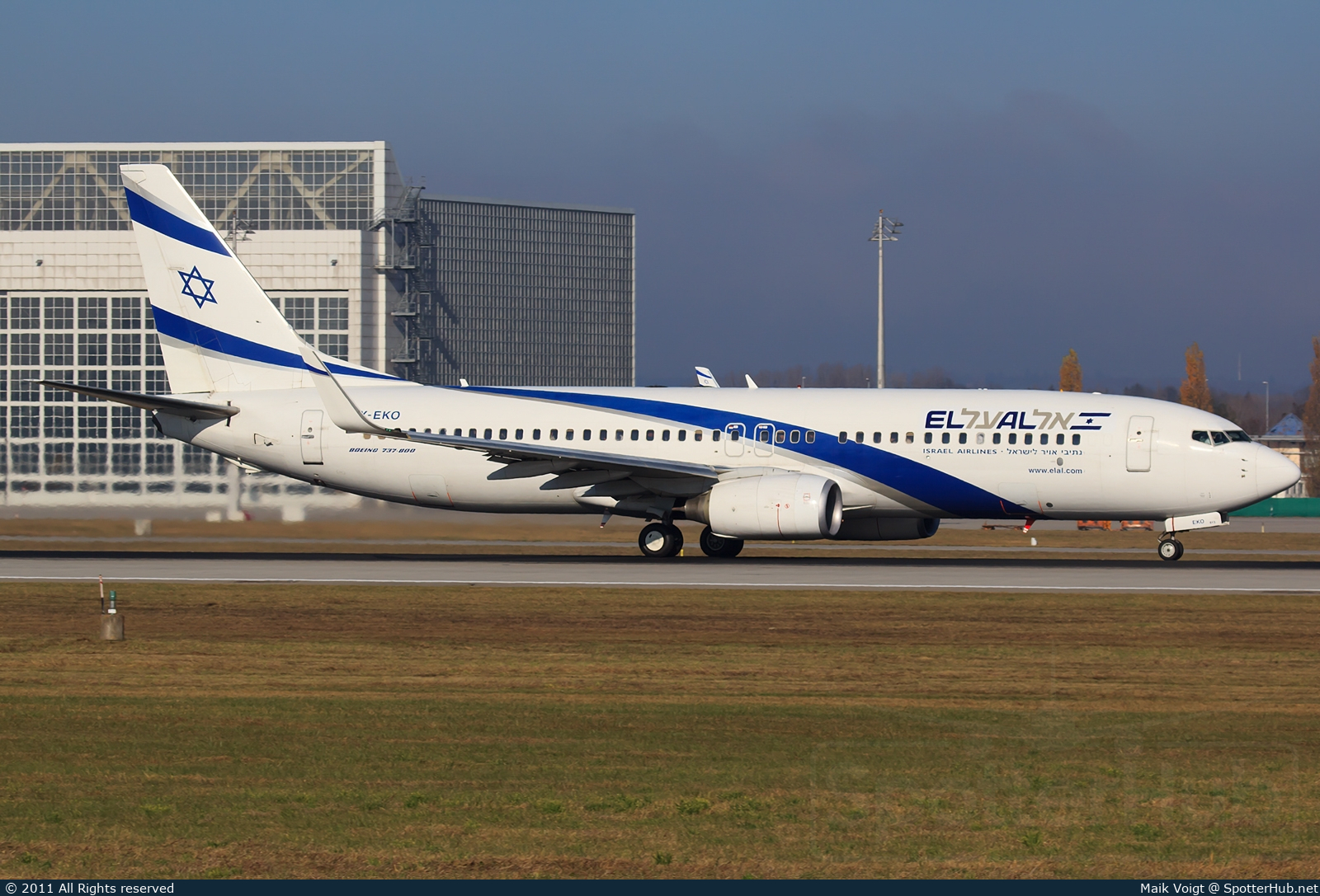 Photo of 4X-EKO - Boeing 737-86Q operated by El Al Israel Airlines