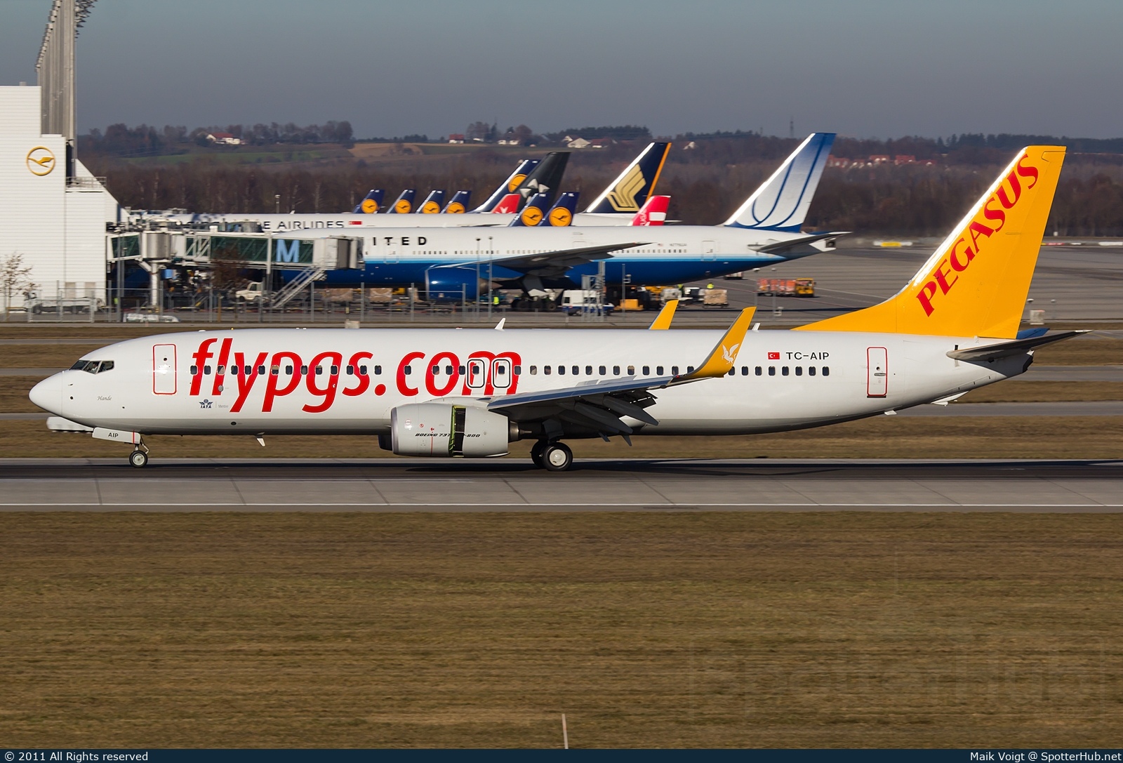 Photo of TC-AIP - Boeing 737-82R operated by Pegasus Airlines