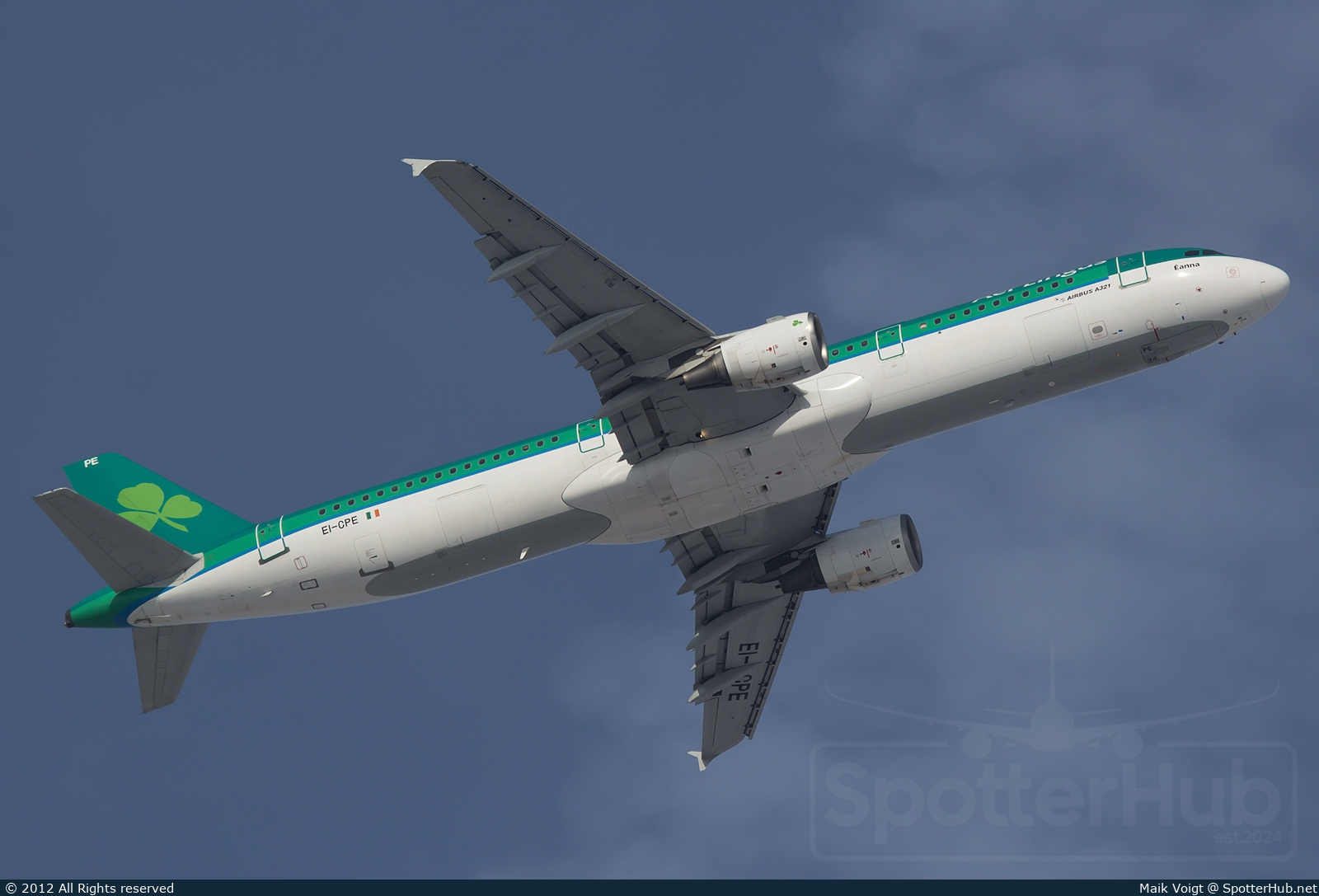 Photo of EI-CPE - Airbus A321-211 operated by Aer Lingus