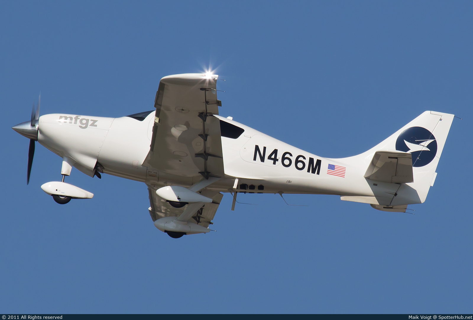Photo of N466M - Lancair Columbia 400 operated by Motorfluggruppe Zürich