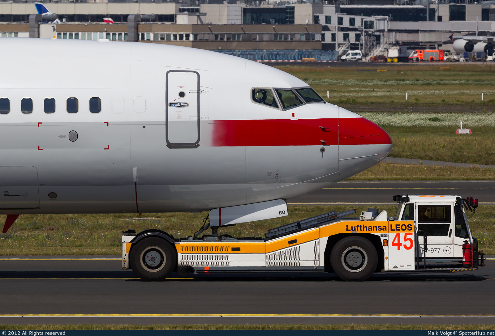 Photo of D-APBB - Boeing 737-8Q8 operated by PrivatAir Germany