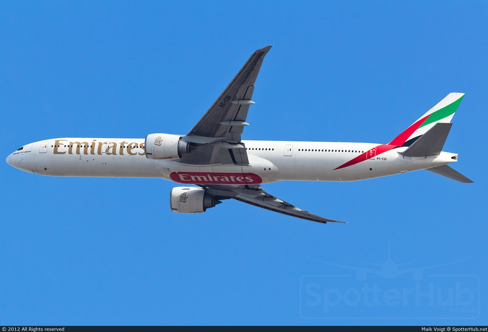 Photo of A6-EBI - Boeing 777-36N(ER) operated by Emirates