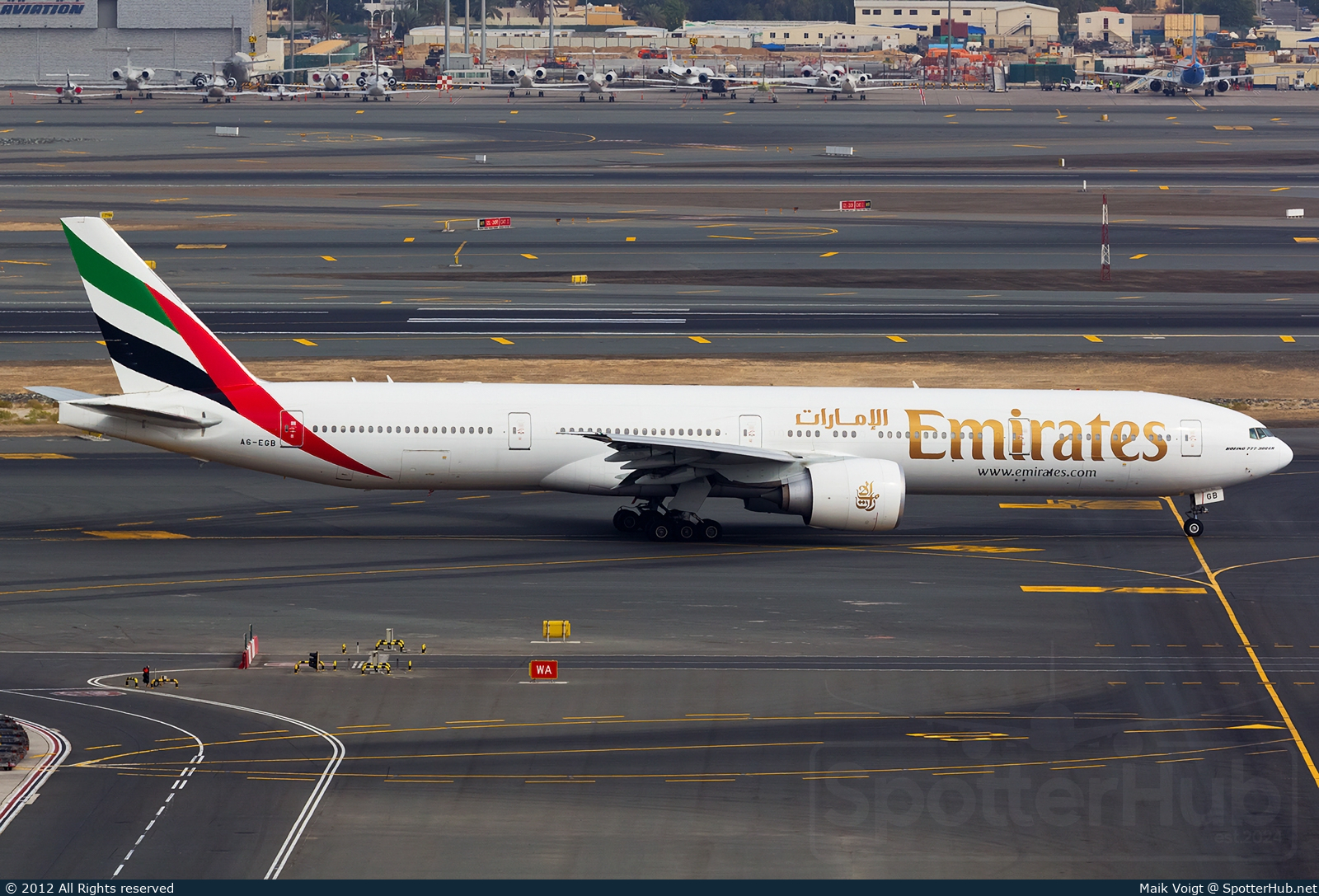 Photo of A6-EGB - Boeing 777-31H(ER) operated by Emirates