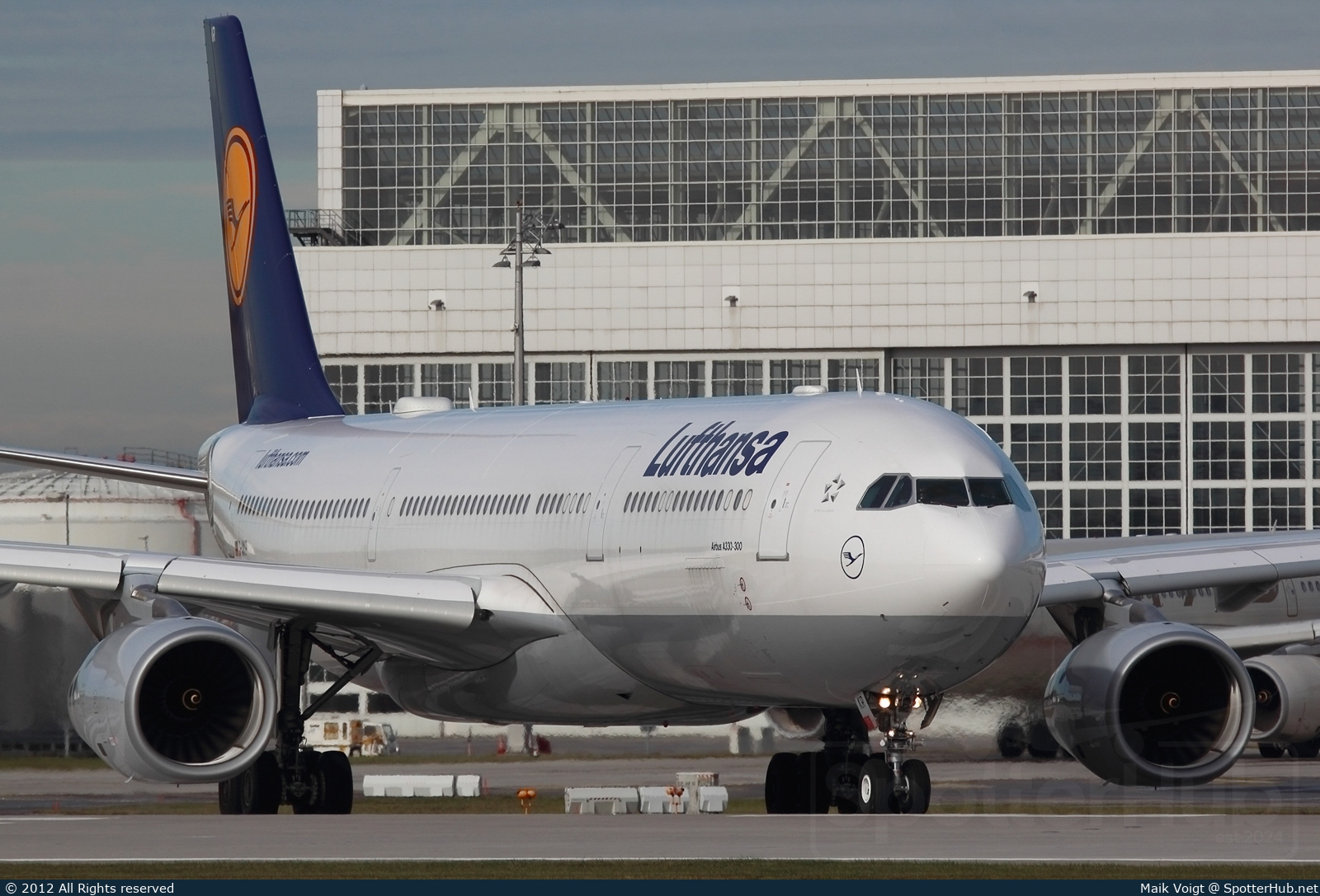Photo of D-AIKR - Airbus A330-343 operated by Lufthansa