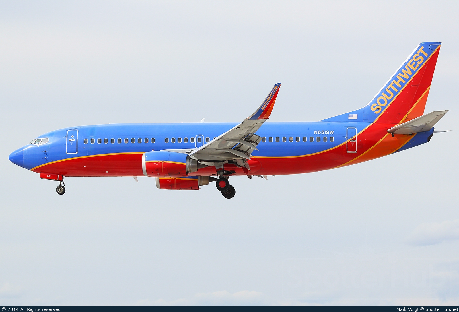 Photo of N651SW - Boeing 737-3H4 operated by Southwest Airlines