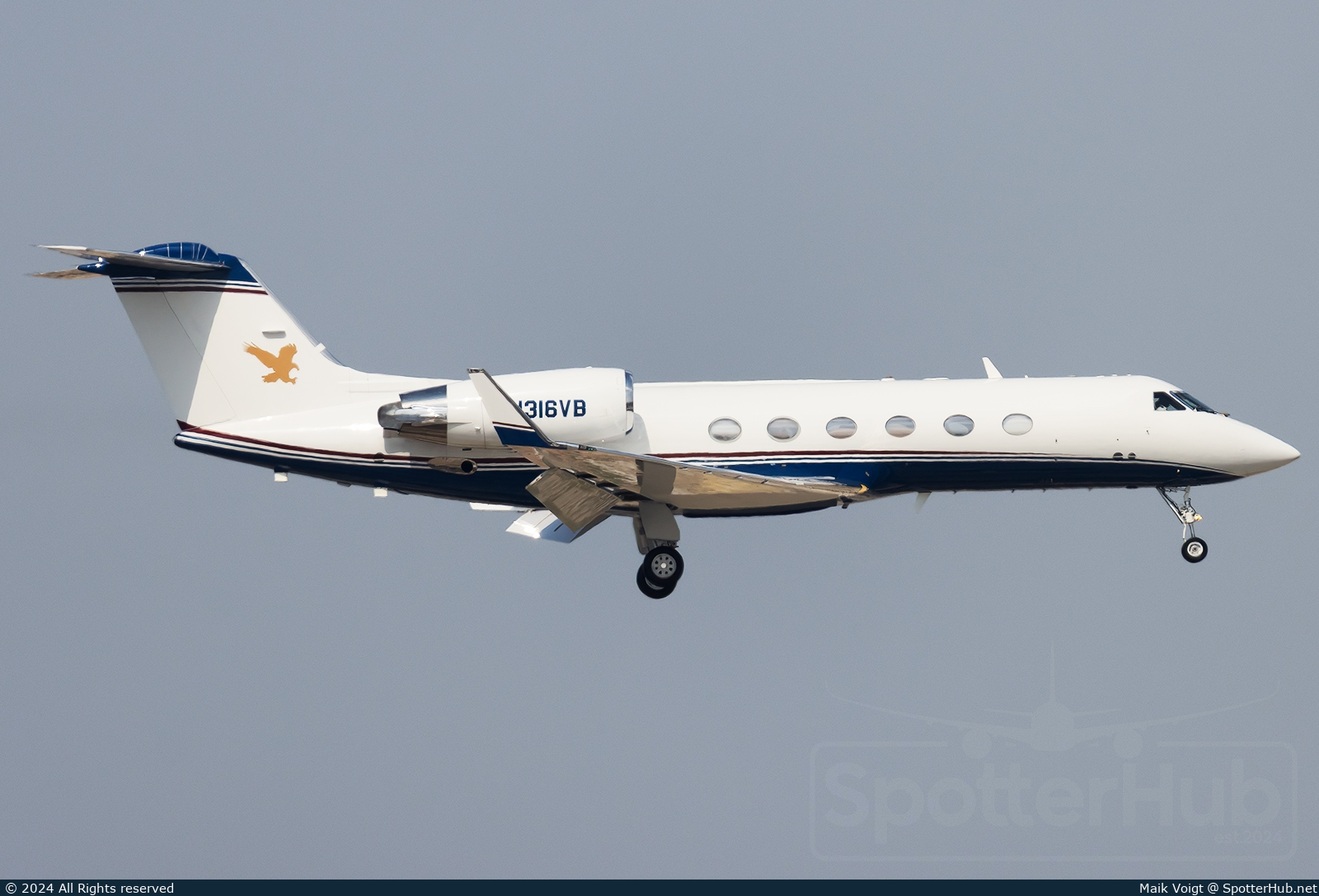 Photo of N316VB - Gulfstream GIV-SP operated by Private