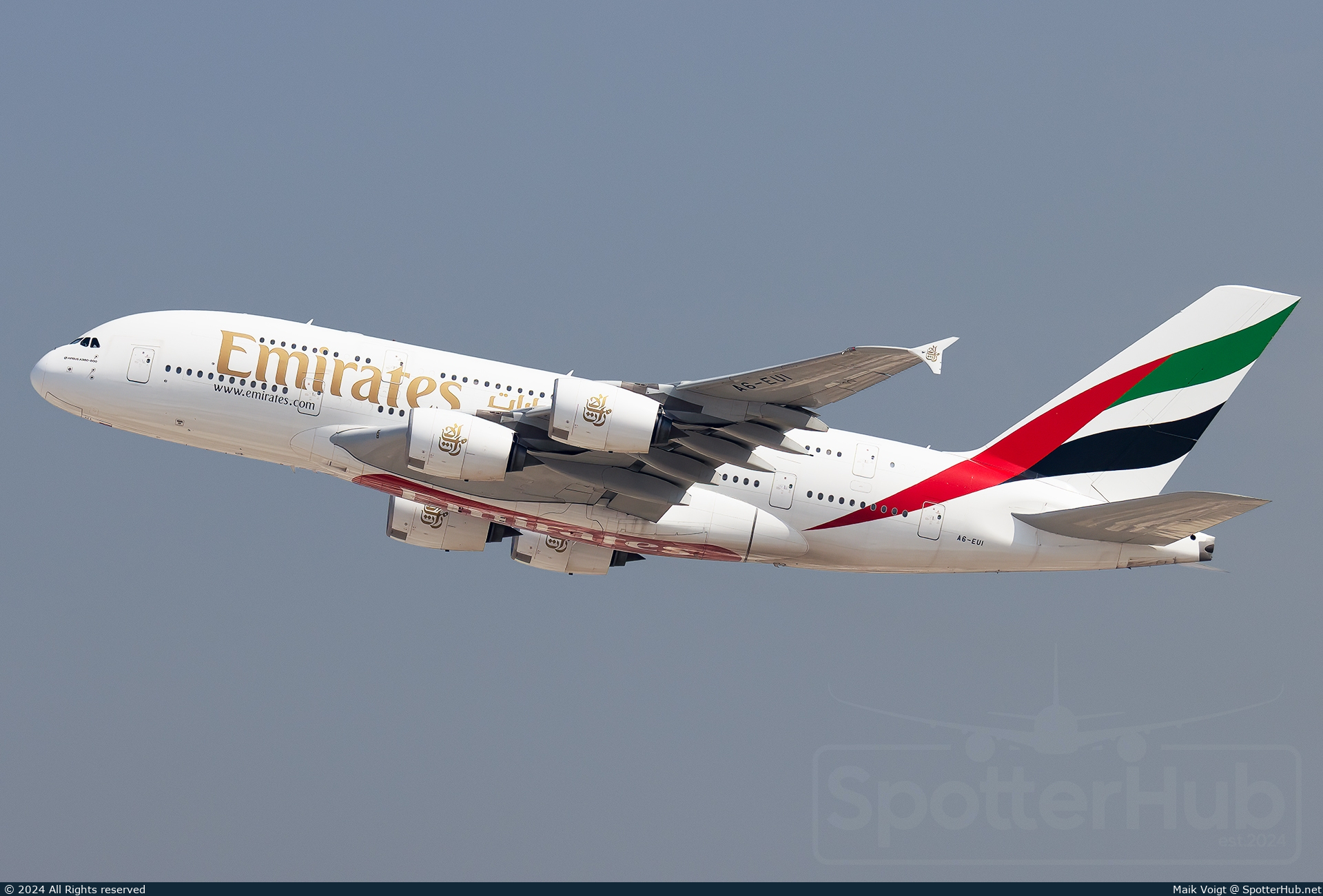Photo of A6-EUI - Airbus A380-861 operated by Emirates