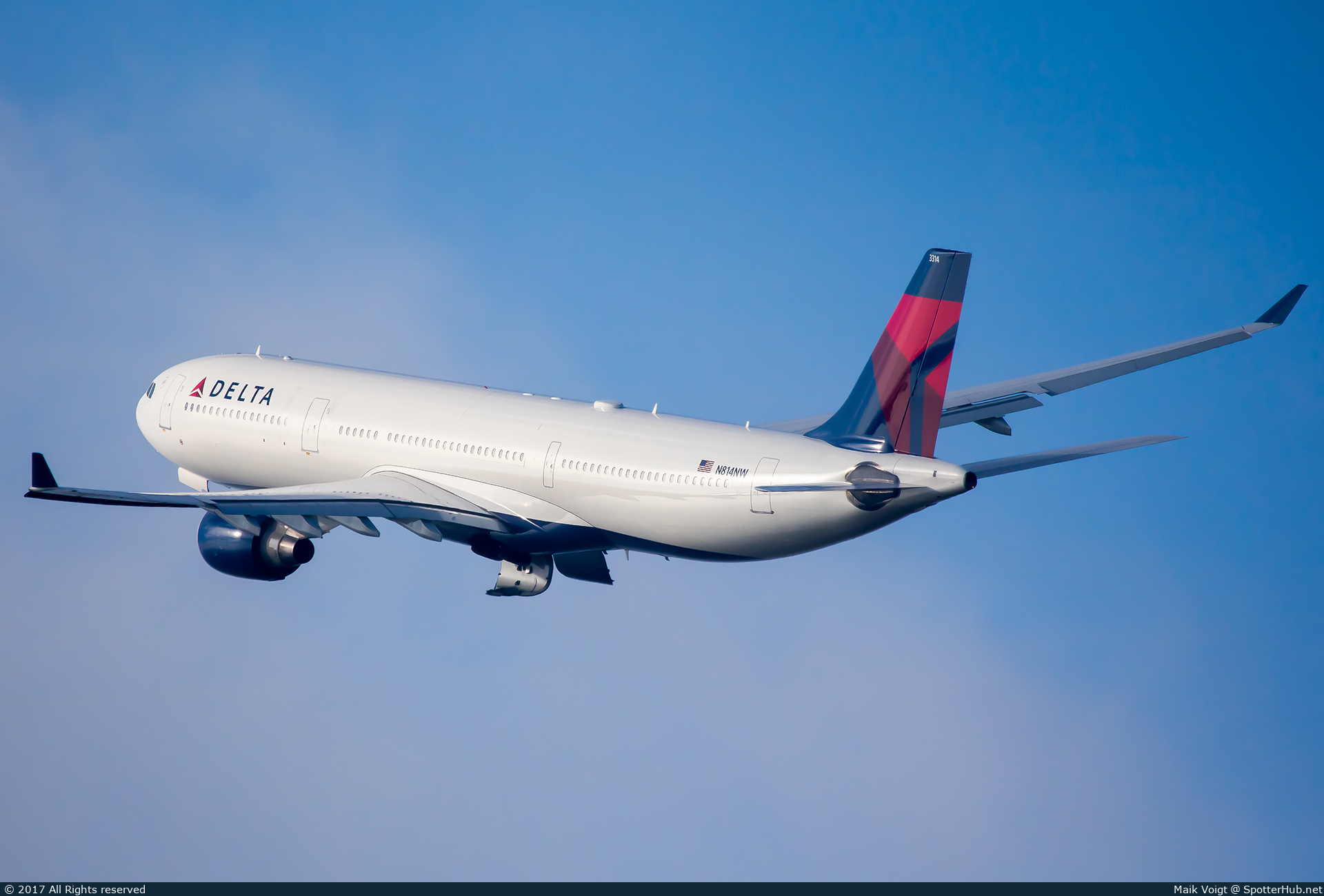 Photo of N814NW - Airbus A330-323 operated by Delta Air Lines