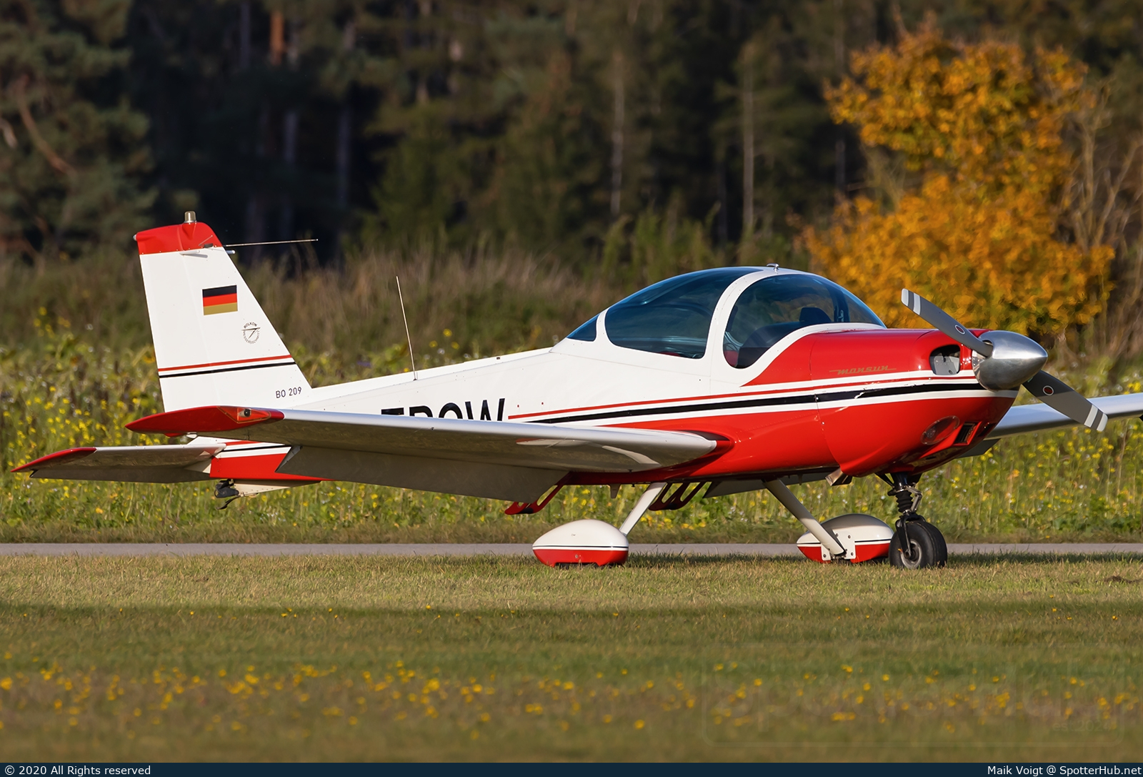 Photo of D-EBOW - Bölkow Bo.209 Monsun 160RV operated by Private