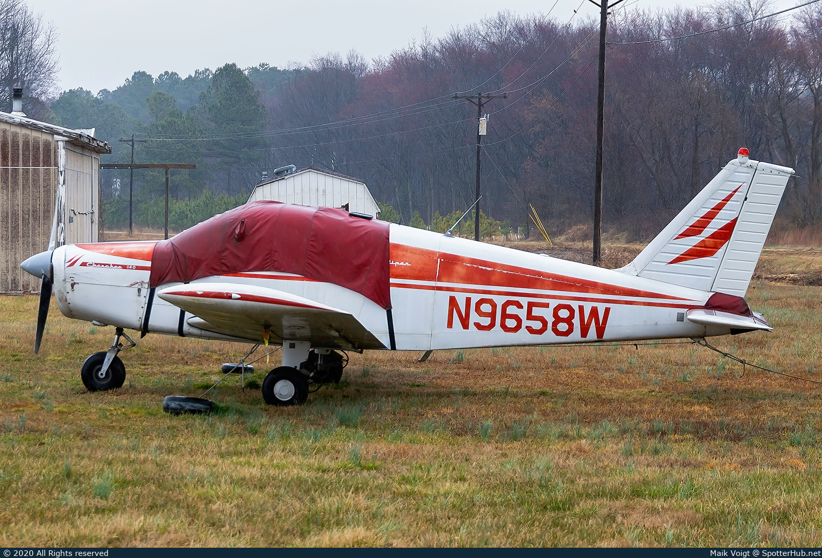 Photo of N9658W - Piper PA-28-140 Cherokee operated by Private
