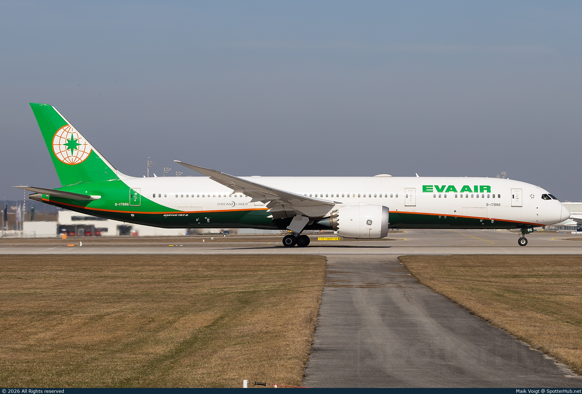 Photo of B-17886 - Boeing 787-9 Dreamliner operated by EVA Air