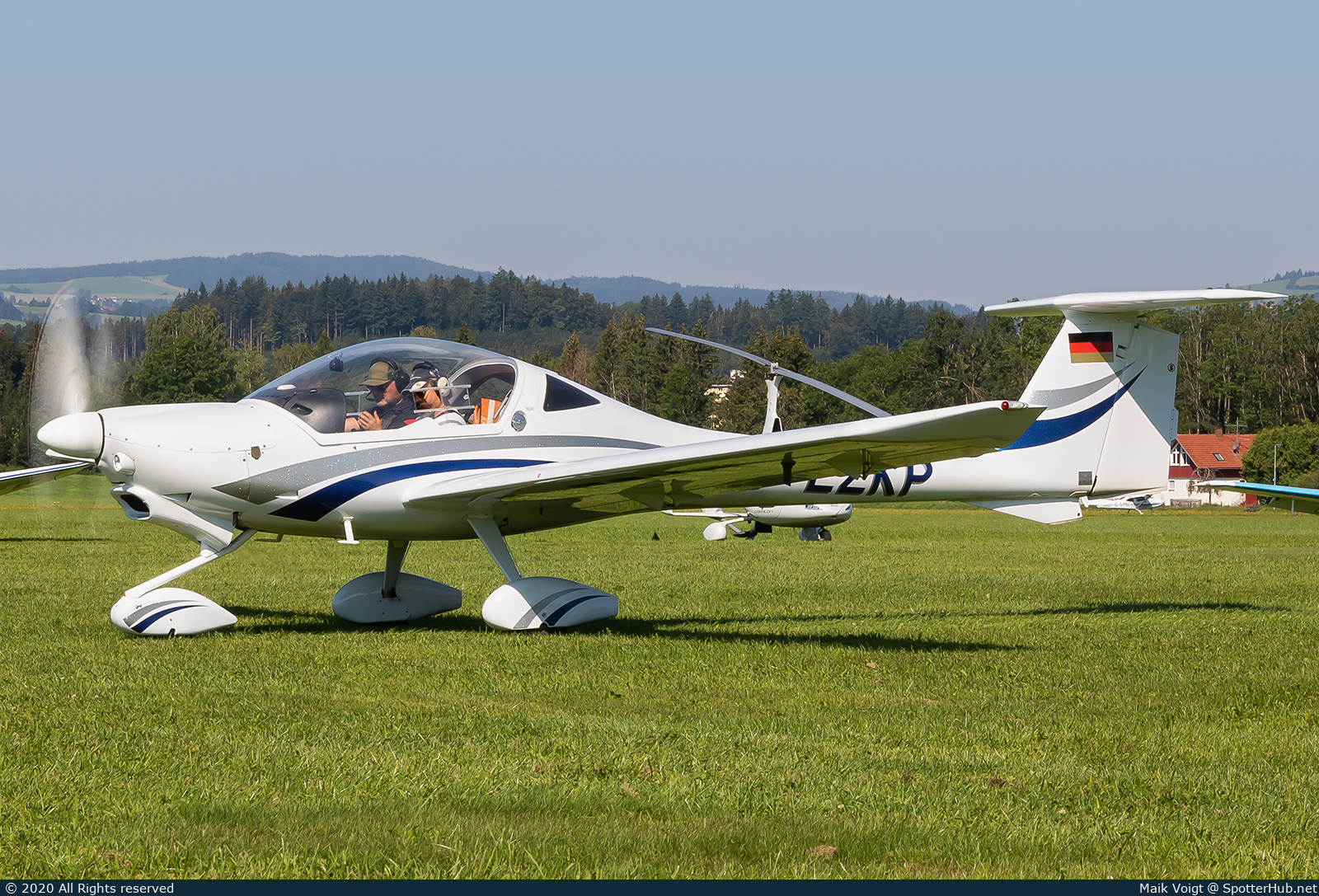 Photo of D-EZKP - Diamond DV20-A1 Katana operated by Luftsportgruppe Kempten-Durach