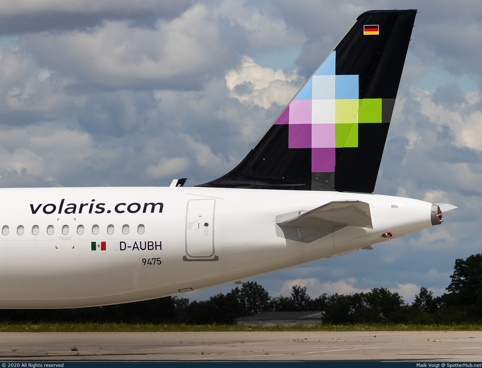 Photo of D-AUBH - Airbus A320-271N operated by Volaris