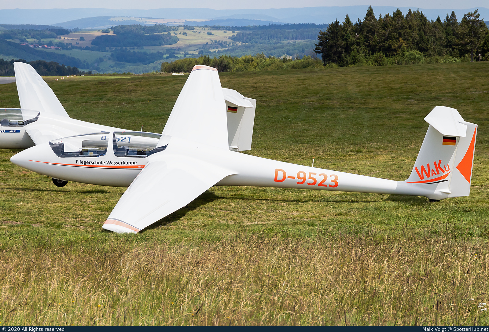 Photo of D-9523 - Schleicher ASK 21 operated by Fliegerschule Wasserkuppe