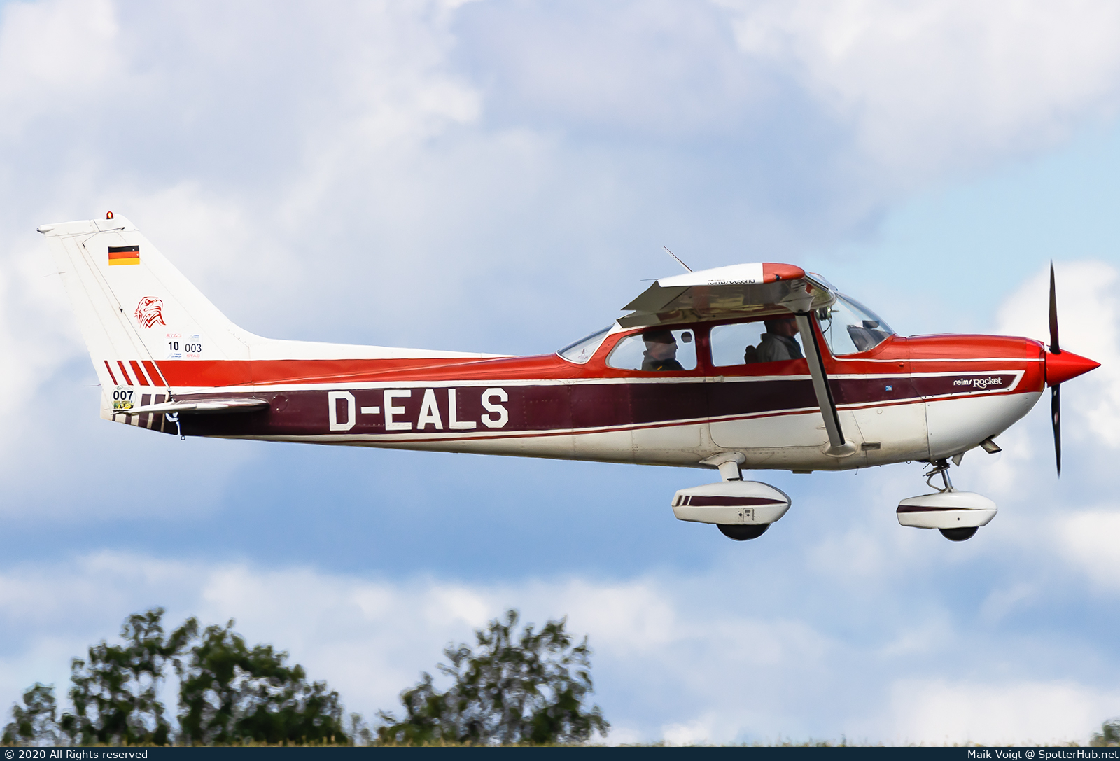 Photo of D-EALS - Reims-Cessna FR172J Reims Rocket operated by Aeroclub Rote Adler