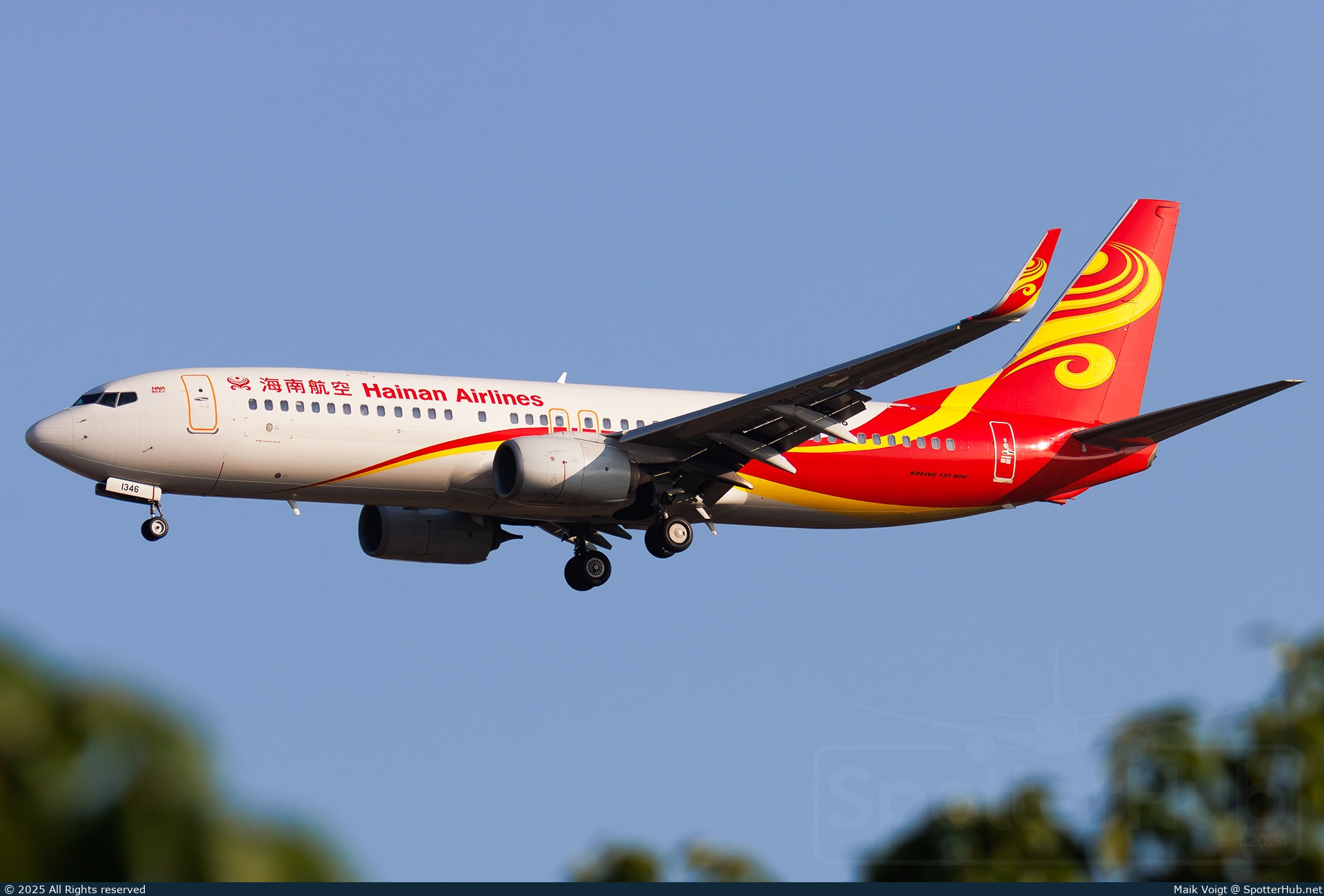 Photo of B-1346 - Boeing 737-84P operated by Hainan Airlines