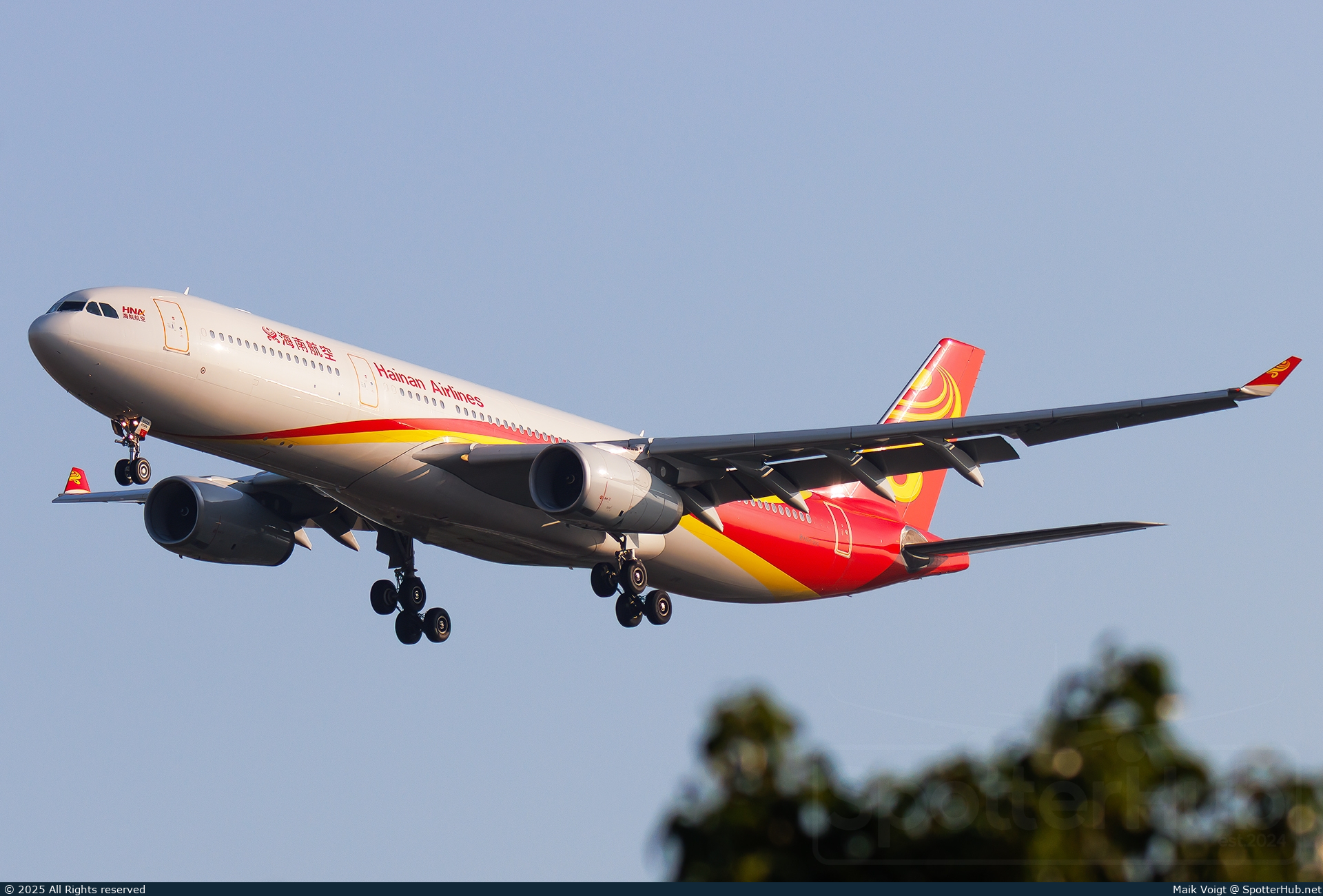 Photo of B-5972 - Airbus A330-343 operated by Hainan Airlines