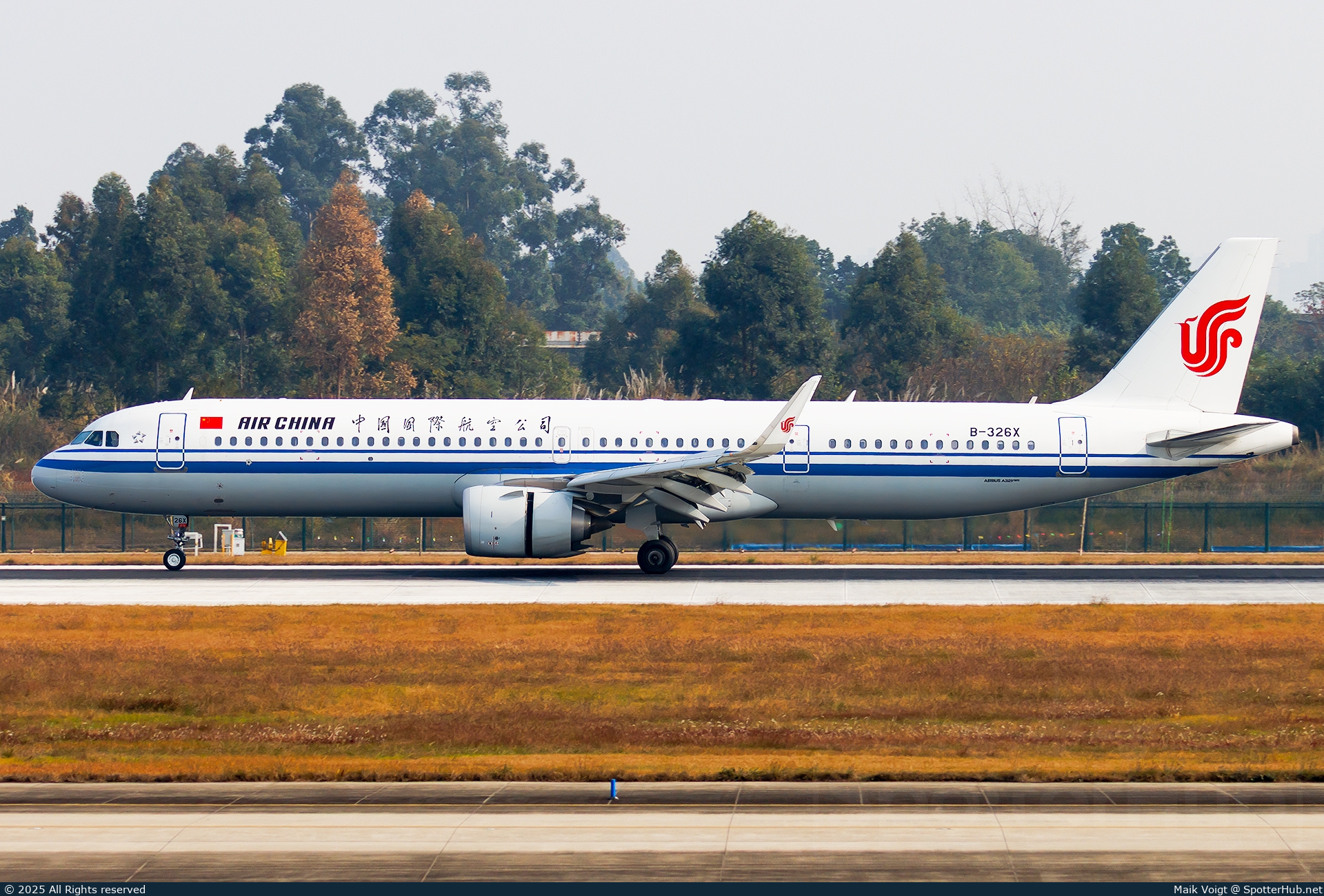 Photo of B-326X - Airbus A321-251NX operated by Air China