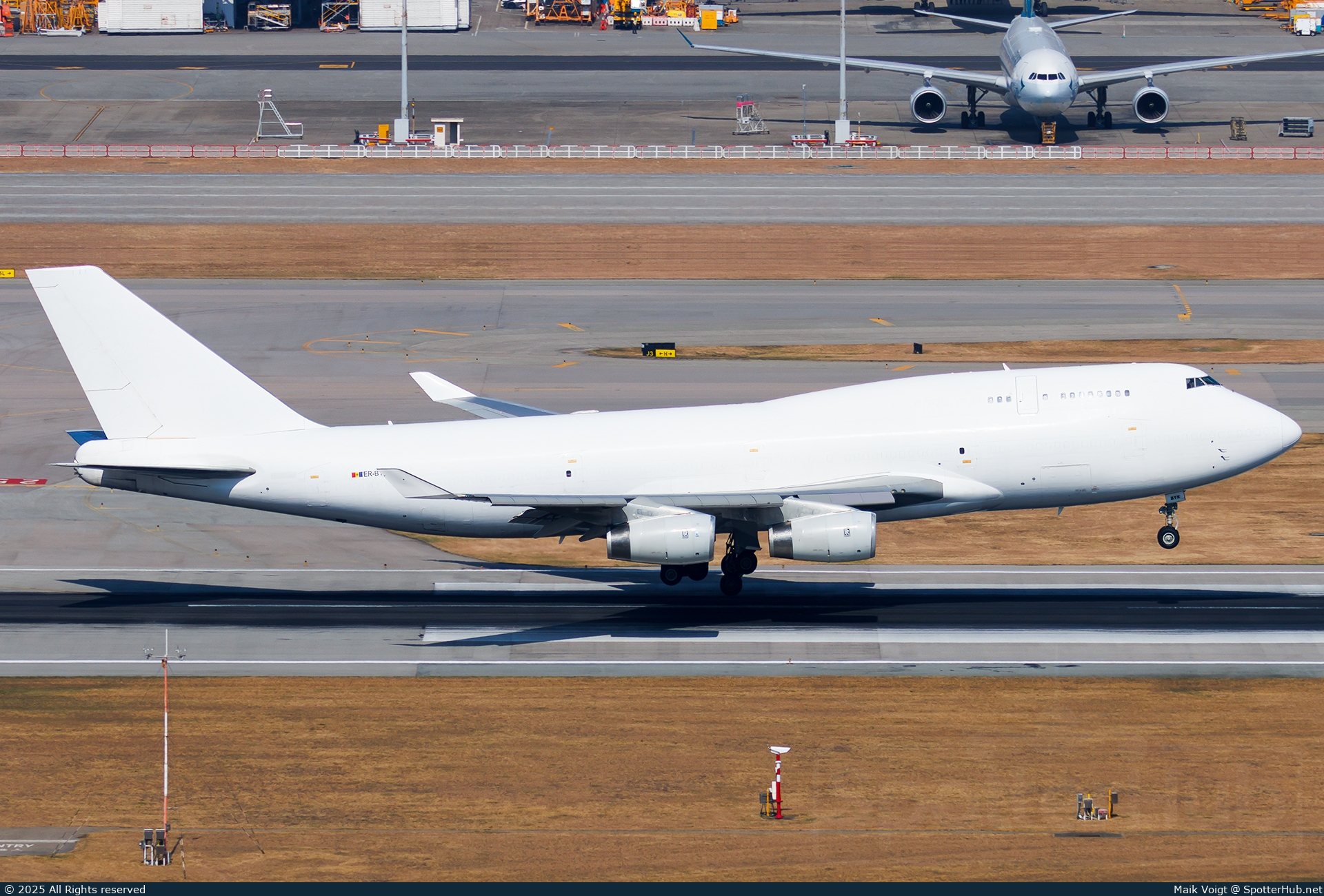 Photo of ER-BYK - Boeing 747-444(BCF) operated by Terra Avia