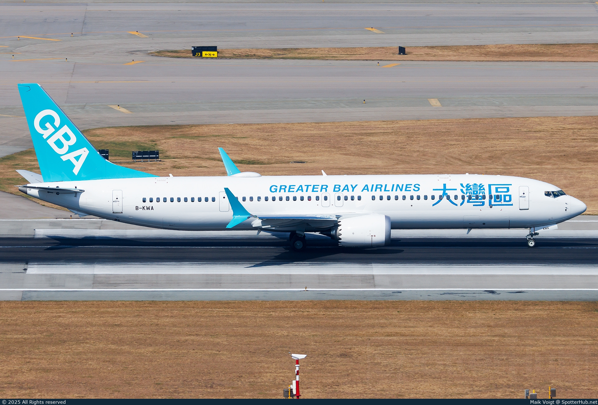 Photo of B-KWA - Boeing 737 MAX 9 operated by Greater Bay Airlines