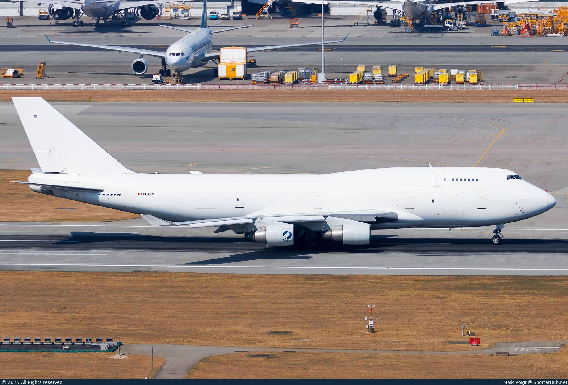 Photo of ER-BAS - Boeing 747-409(BDSF) operated by Terra Avia