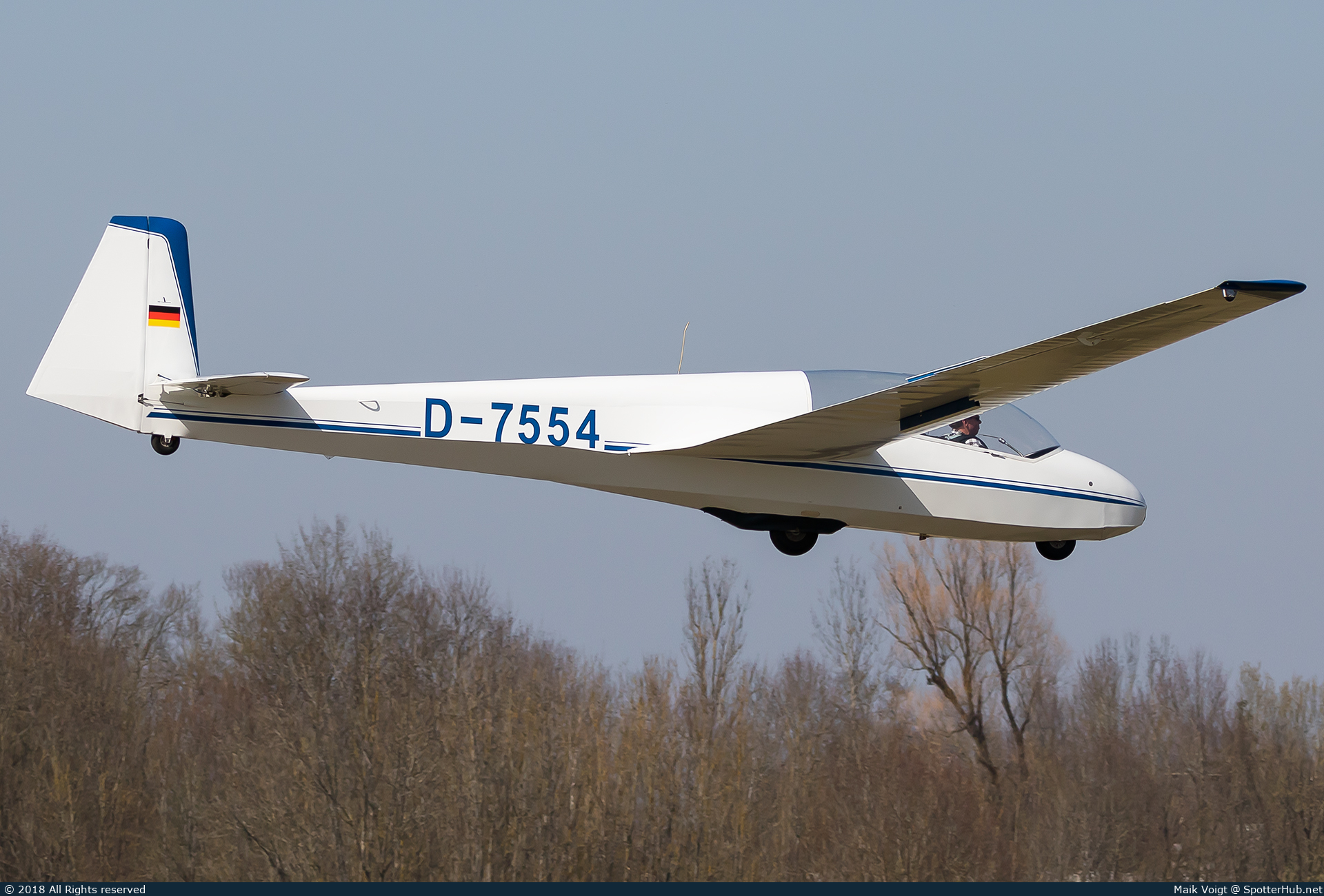Photo of D-7554 - Schleicher ASK 13 operated by Private
