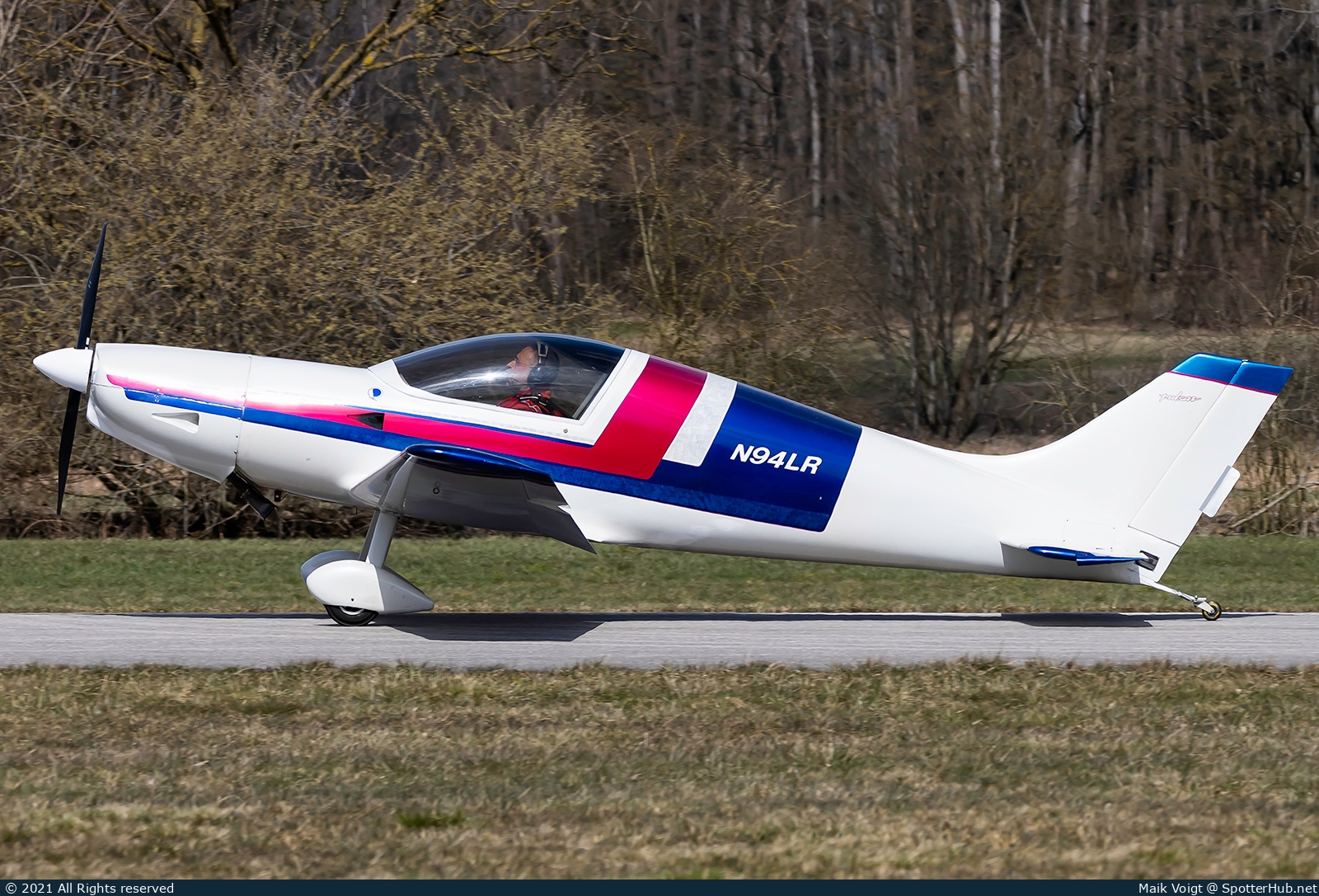 Photo of N94LR - Aero Designs Pulsar 582-T operated by Private